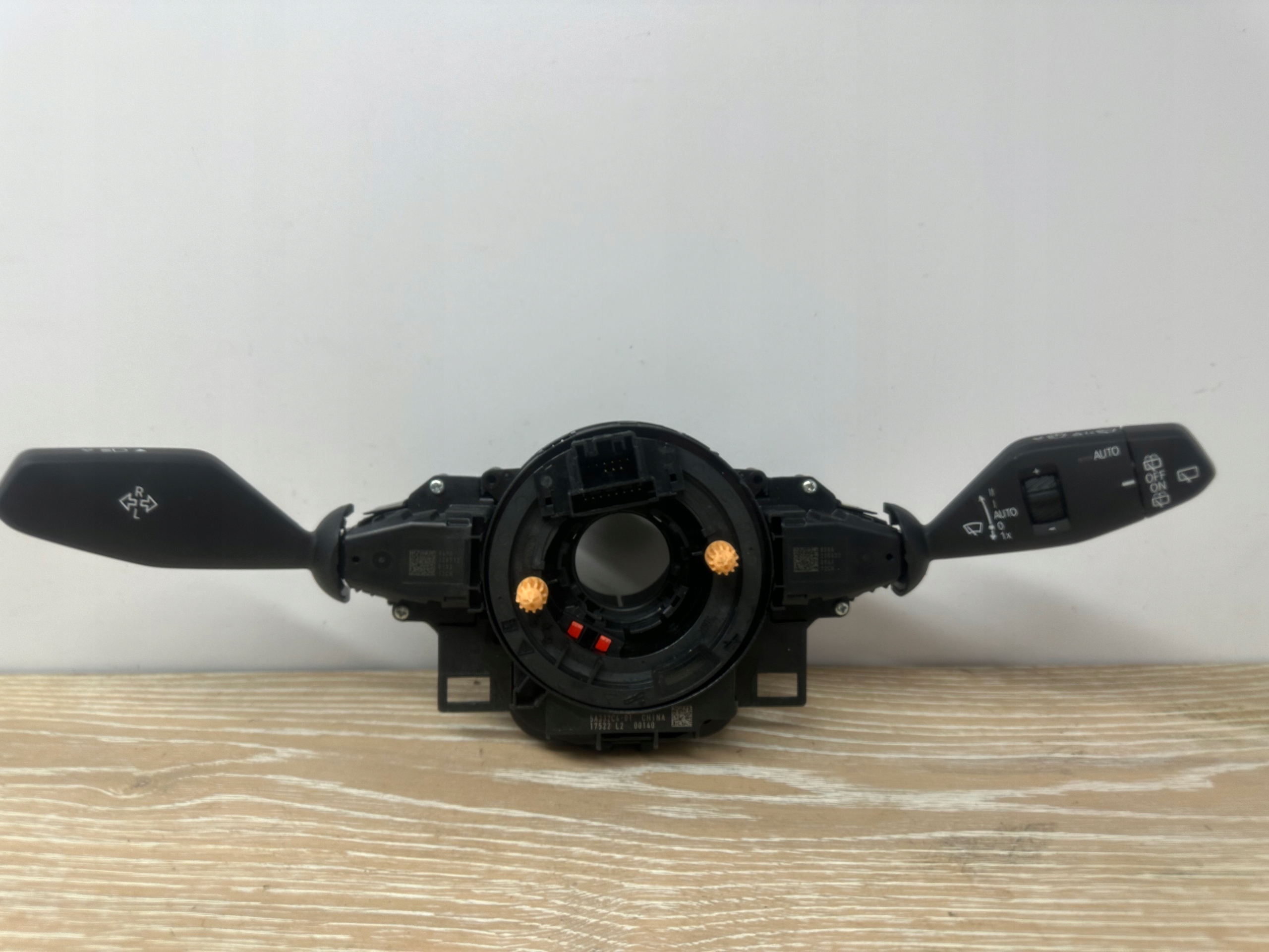 BMW U06 U11 I20 DEVIO LUCI TERGICRISTALLO TERGI 5A332C4
