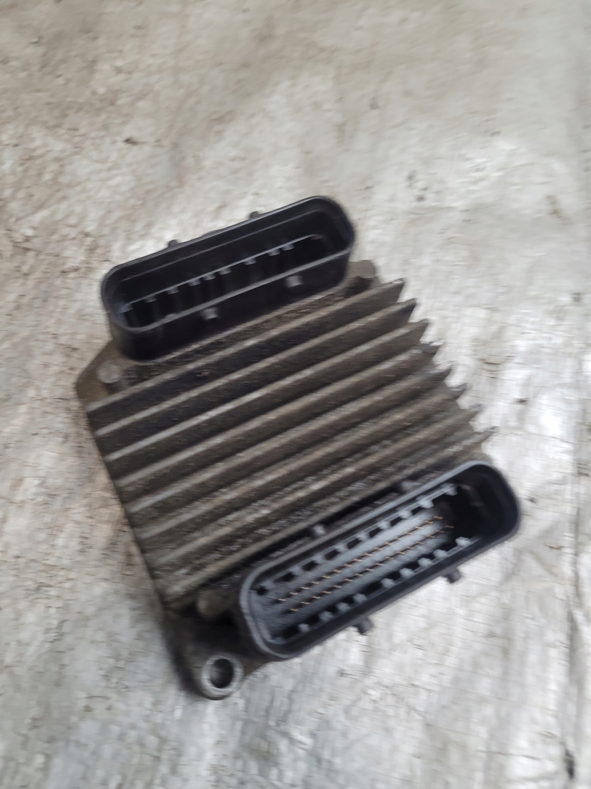 computer control unit of the engine OE 16250009 OPEL ZAFIRA A 1.6B 16V