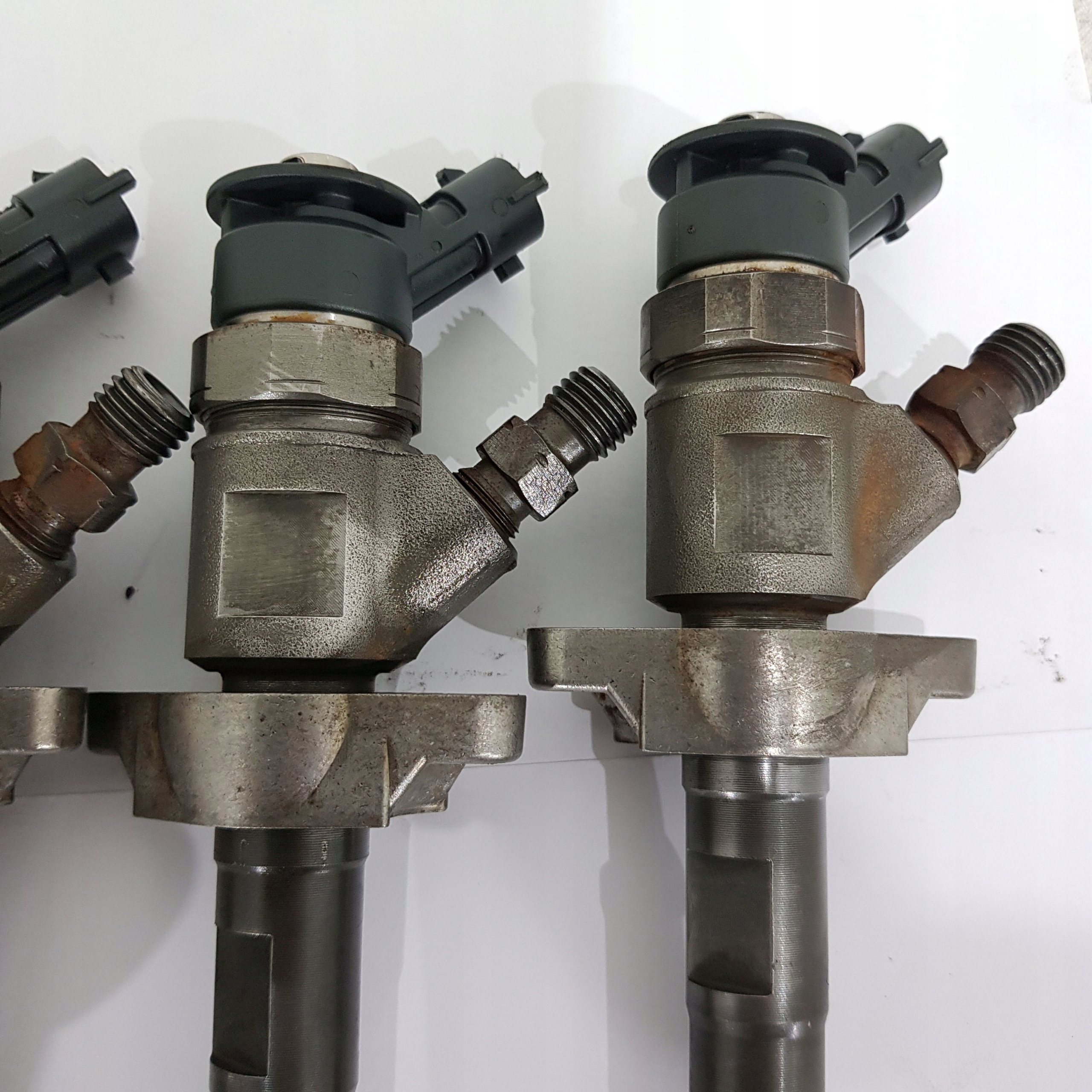 EINSPRITZDÜSE CITROEN PEUGEOT 1.6 HDI 0445110311