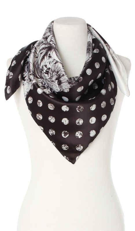 Apaszka groszki i kwiaty Chusta 90x90 czarno biała Płeć kobieta