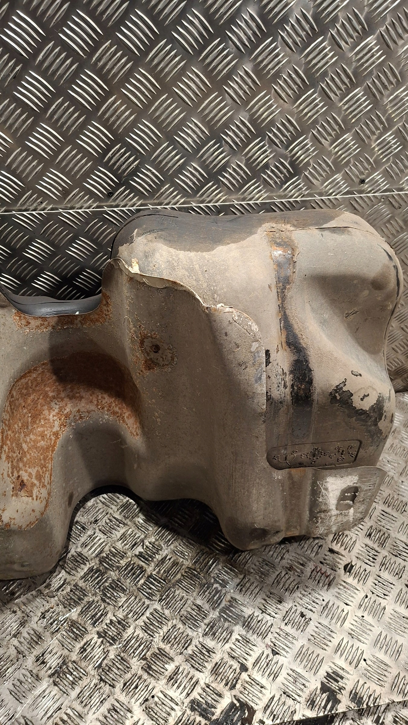 spremnik rezervoar goriva CHEVROLET CAPTIVA 2.0D