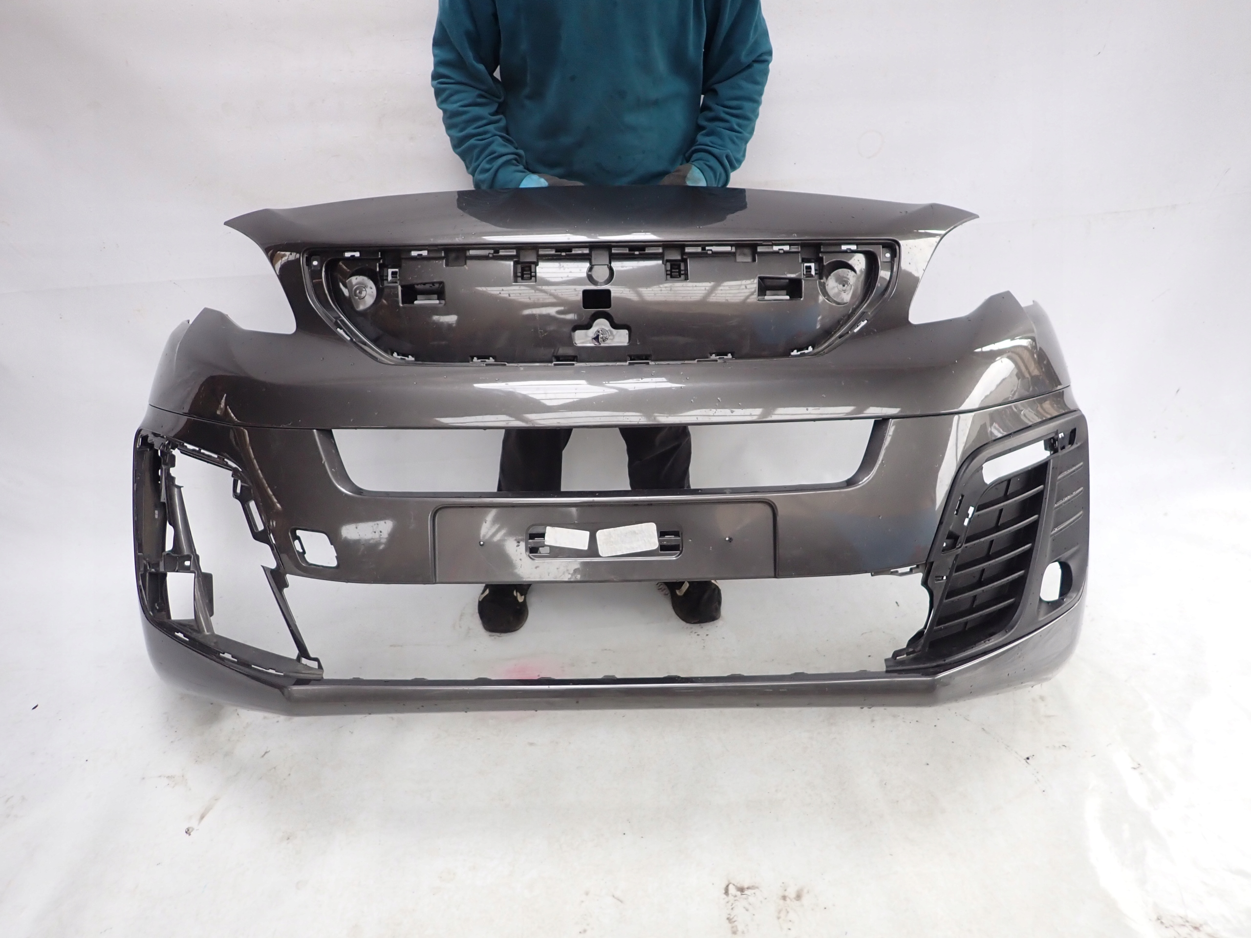 PEUGEOT EXPERT III 3 JUMPY 16- ZDERZAK PRZÓD PRZEDNI 9811778077