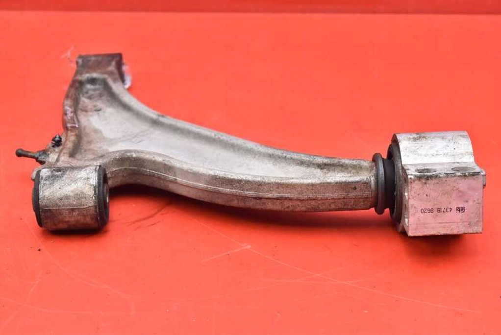 arm left front CADILLAC XTS 3.6 V6 325 KM 4X4 12-17