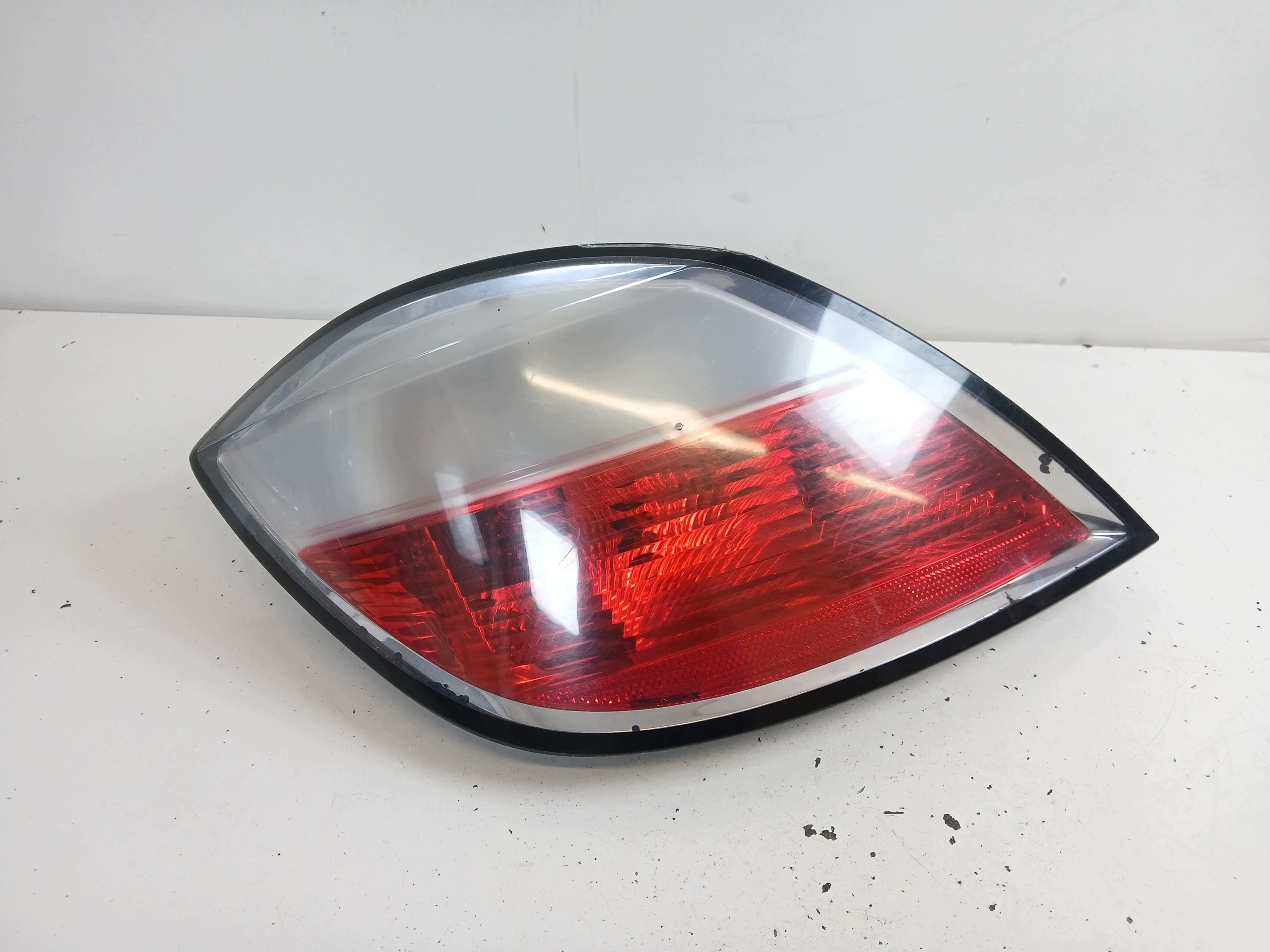 OPEL ASTRA III H HB light left rear part 5D