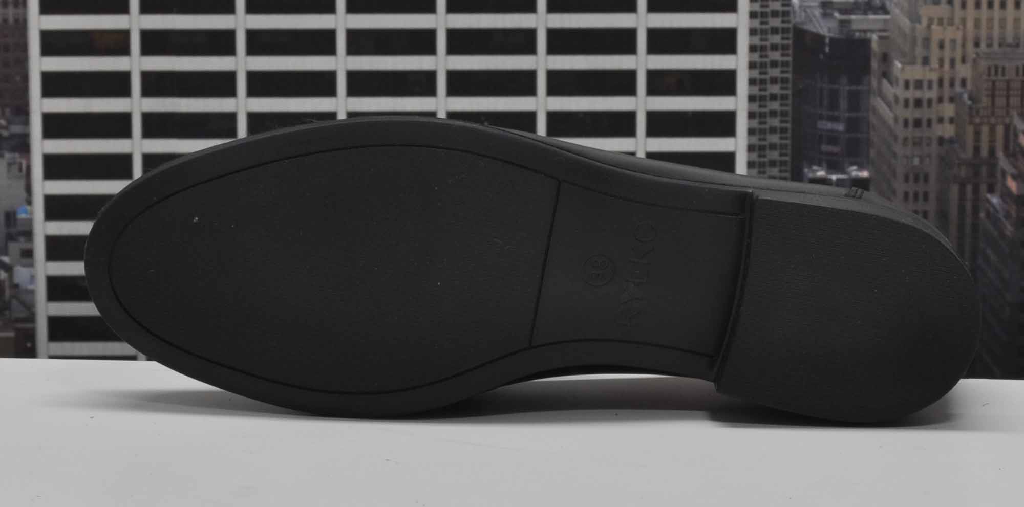 RYŁKO K2R32_D_313 CZARNE MOKASYNY R.38 Model K2R32_D_