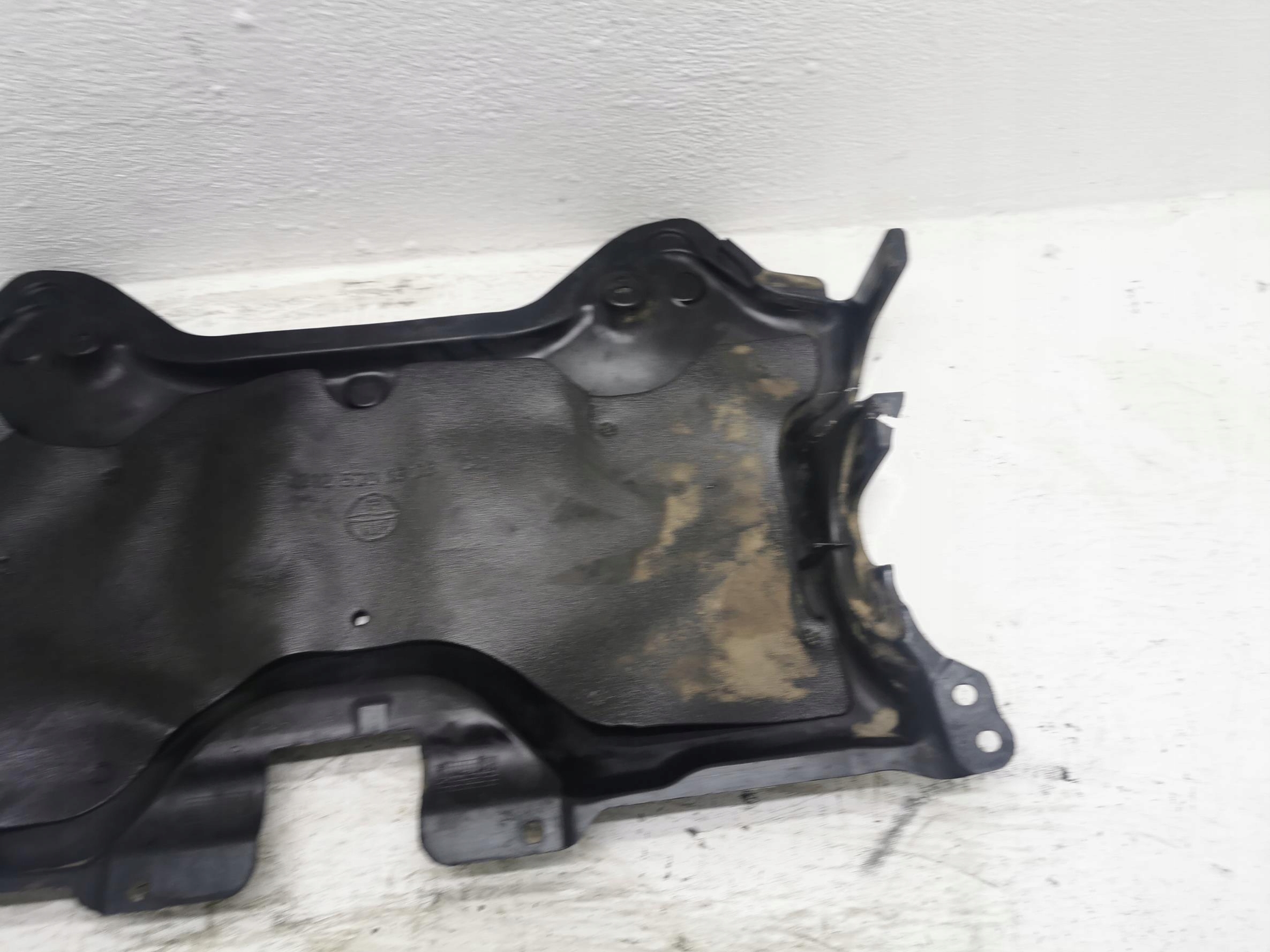cover cover below engine MERCEDES E-KLASA W212 2.2