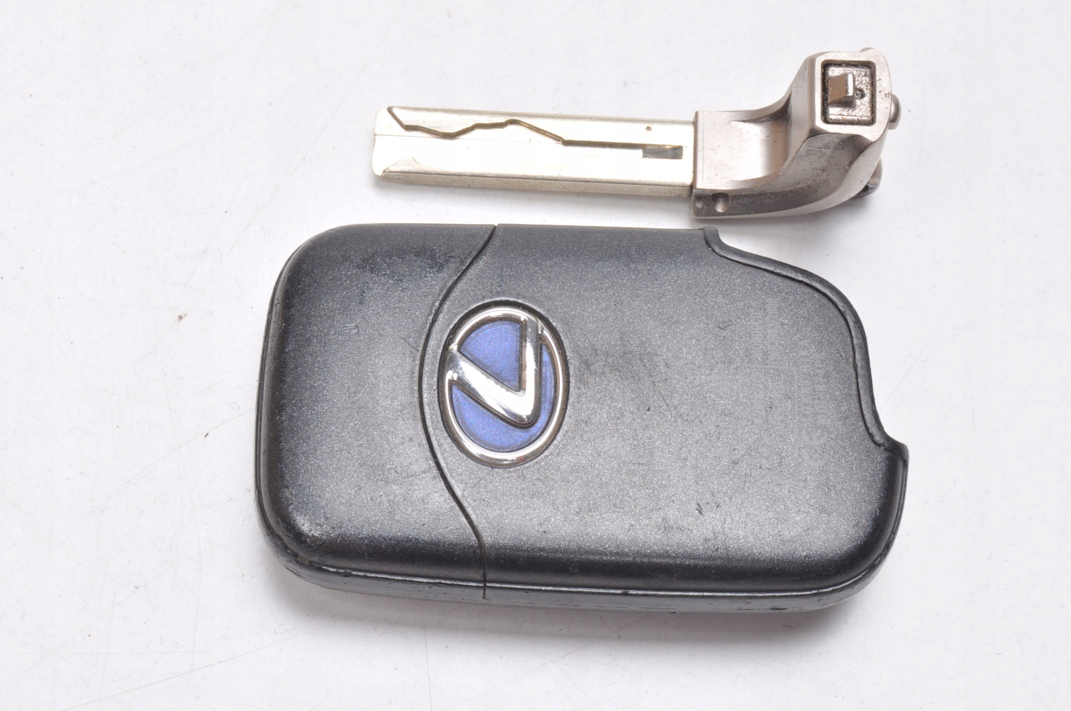 LEXUS CT 200h KLUCZYK PILOT MDL B74EA Producent części Lexus