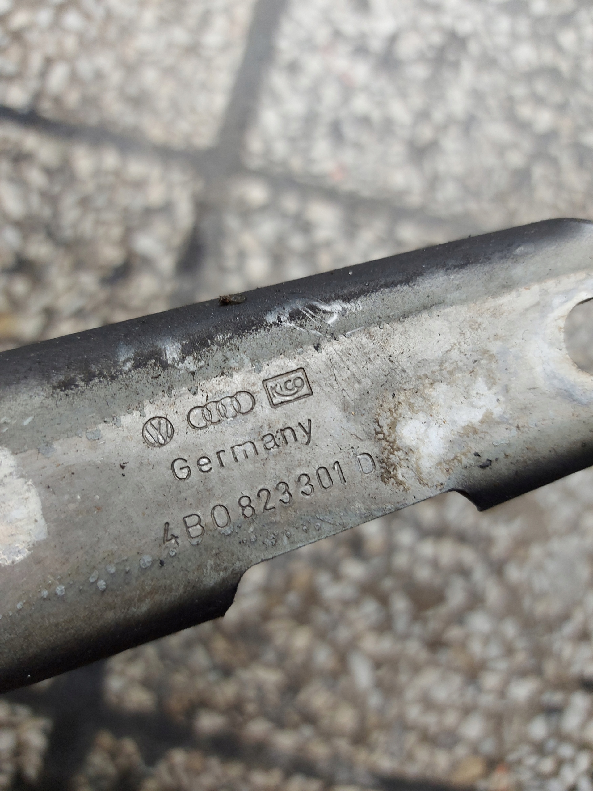 hinge bonnets left right AUDI A6 C5 LIFT 4B0