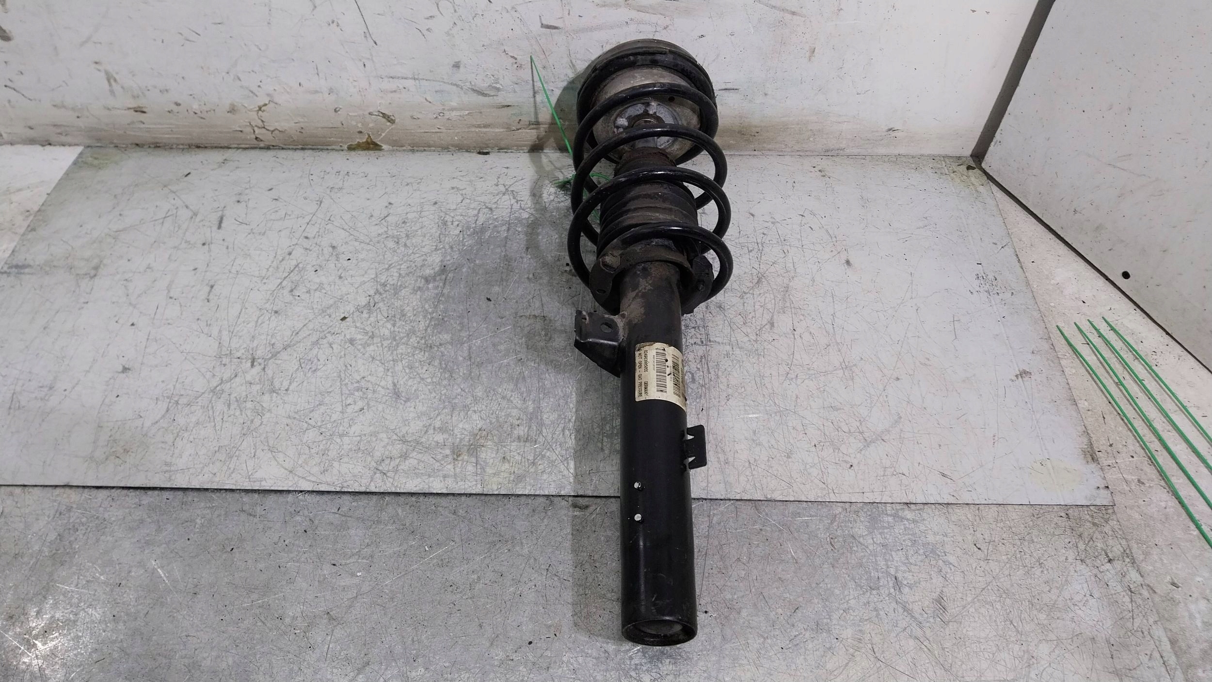 STOSSDÄMPFER LINKS VORNE 6786013 BMW 3 E90 E91 E92