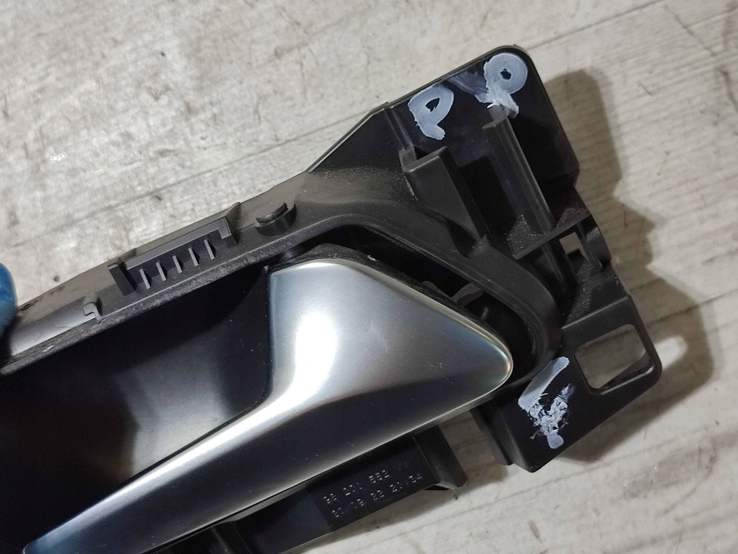 Opel Corsa F 2022 front side right handle inner