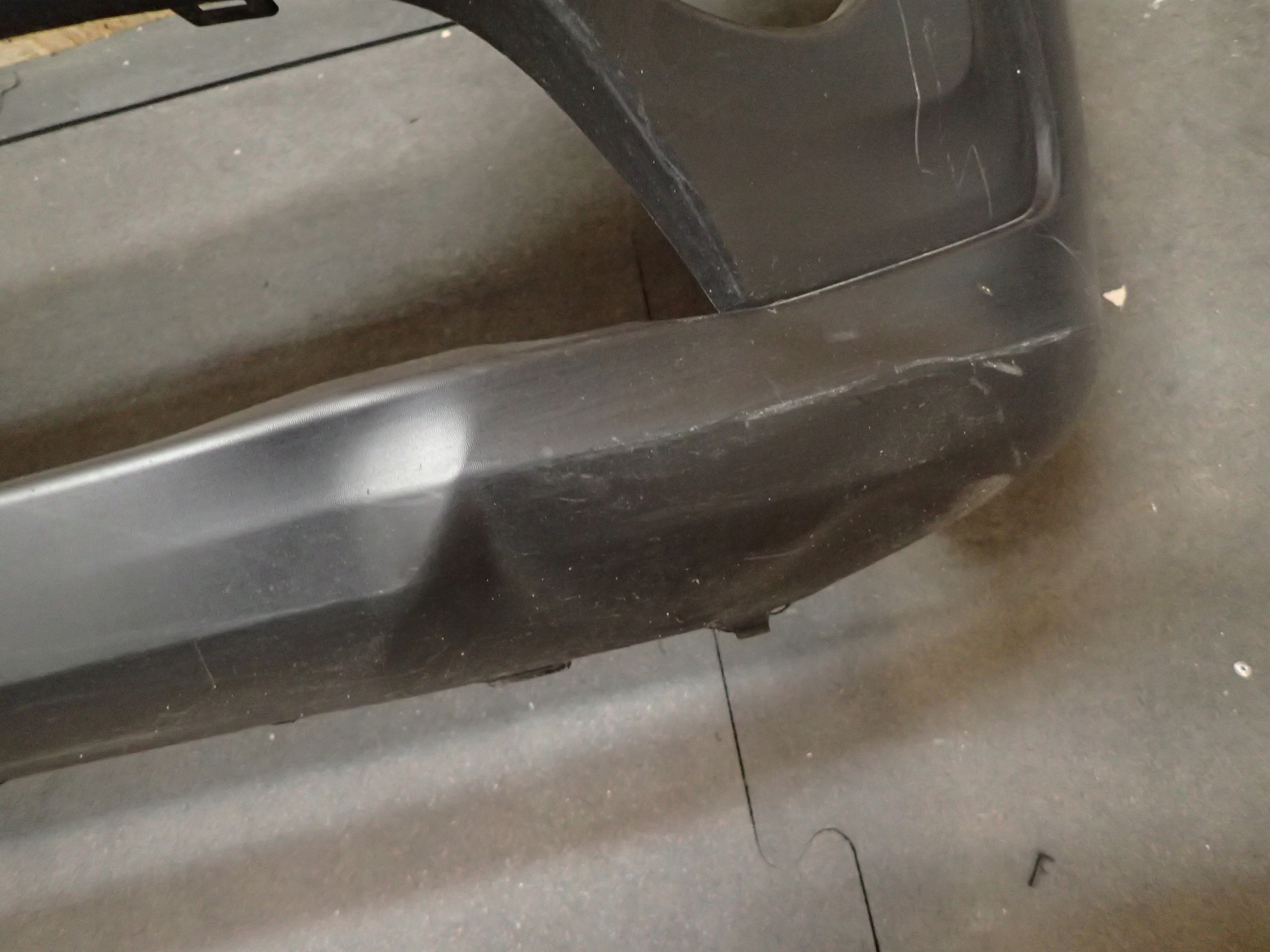 paraurti anteriore RENAULT TRAFIC 14