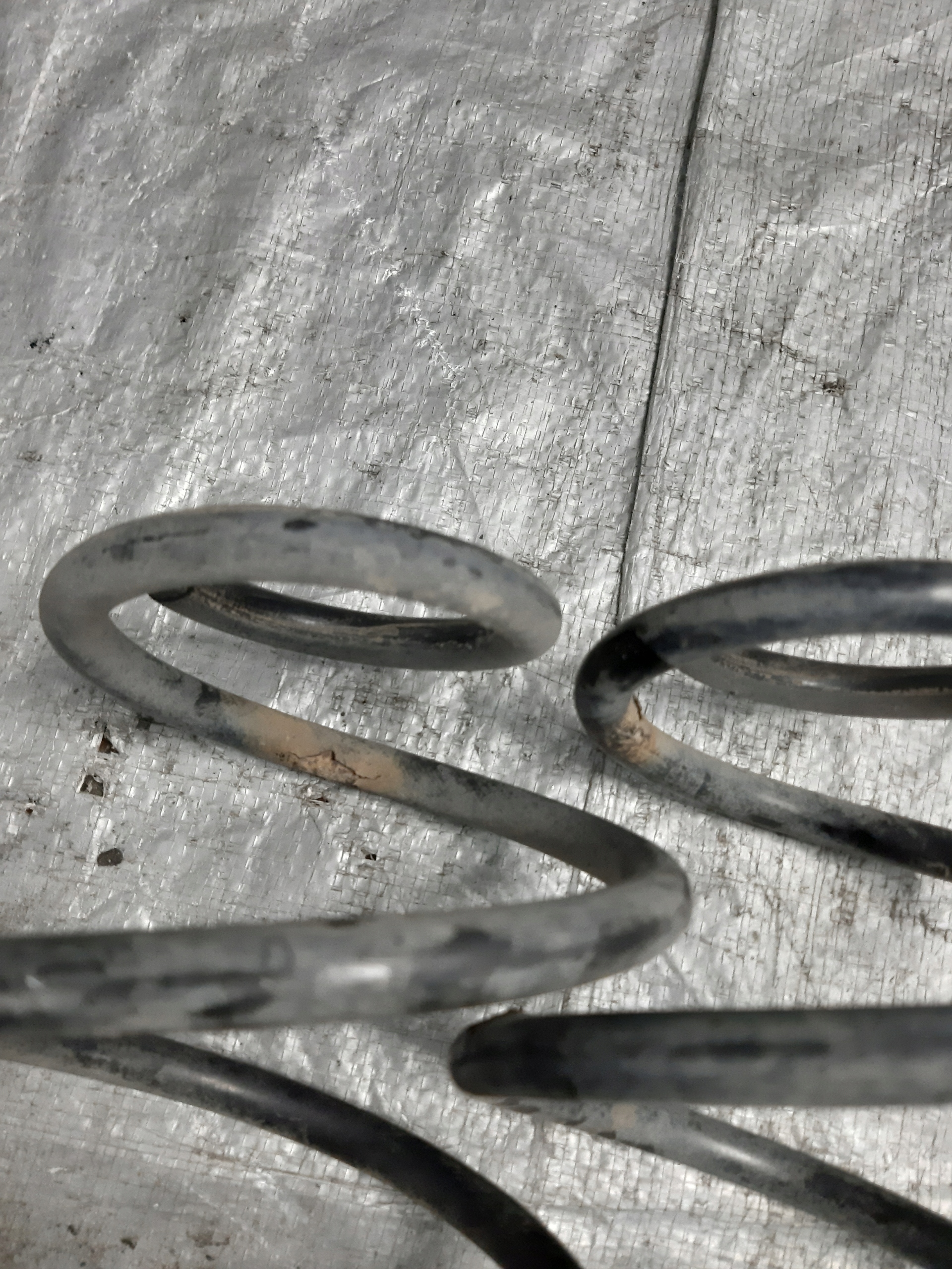springs springing rear part 2X PEUGEOT 207 1.4B HB