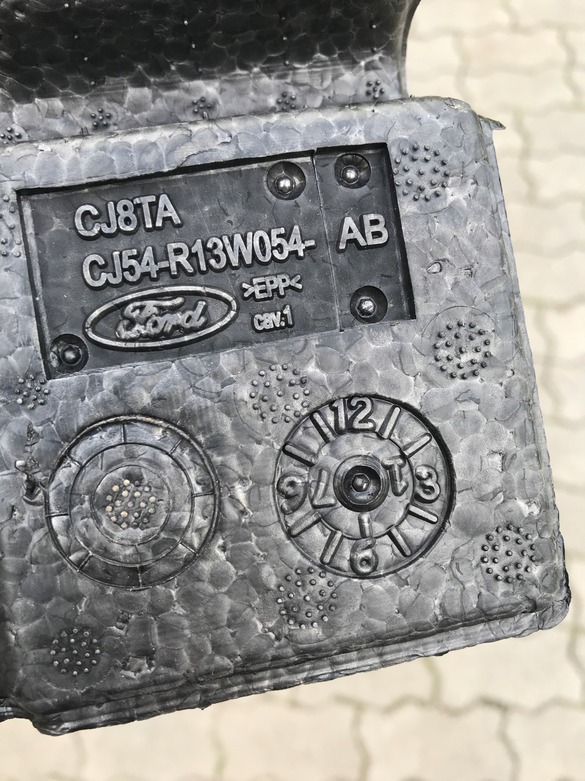 polystirene boot floor well FORD KUGA MK2 LIFT