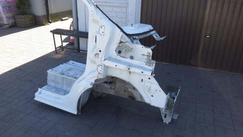 ĆWIARTKA PODŁUŻNICA PRÓG PRAWY PRZÓD RENAULT TRAFIC III 14- Strona zabudowy przód - prawa