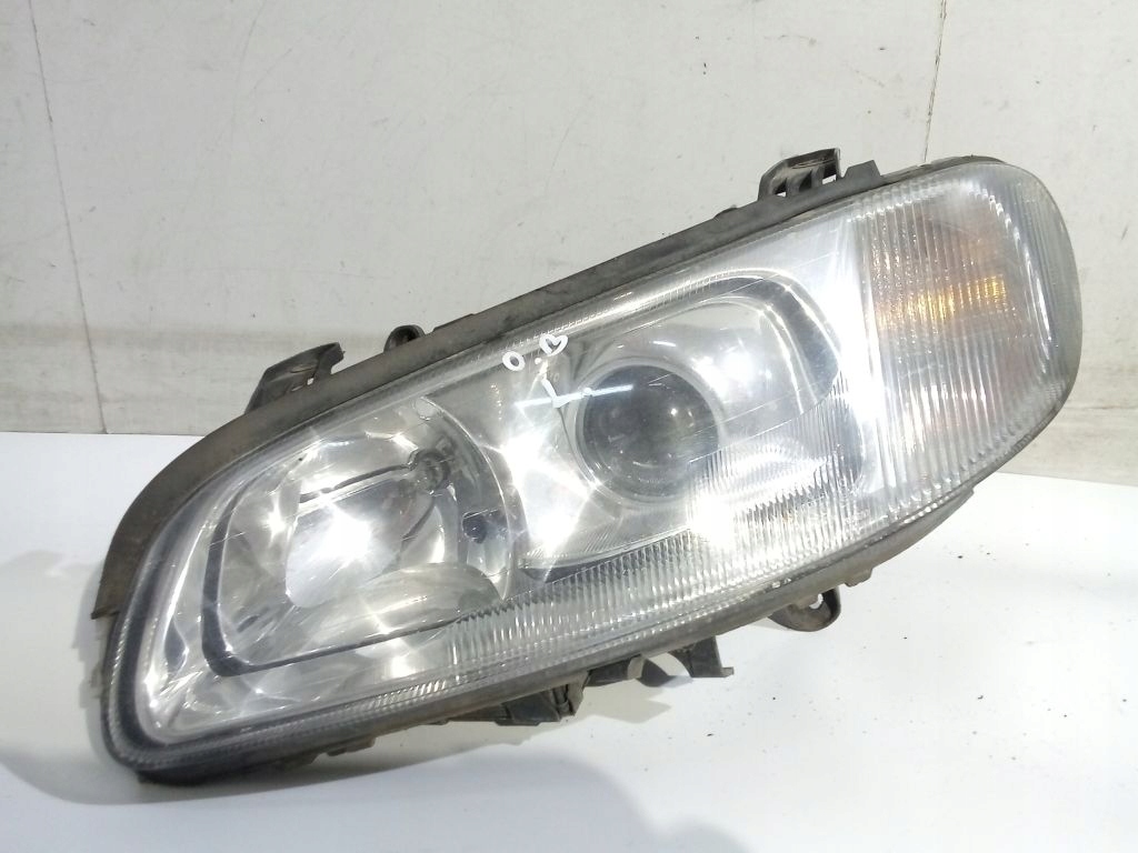 Opel Omega B light left front front xenon 1EL007950-21