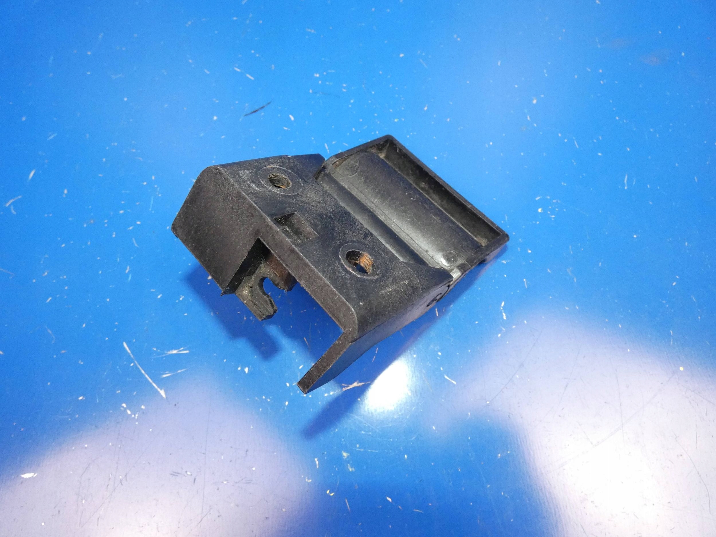 HYUNDAI SANTA FE III 2013-2017 bonnet lever bonnets bracket