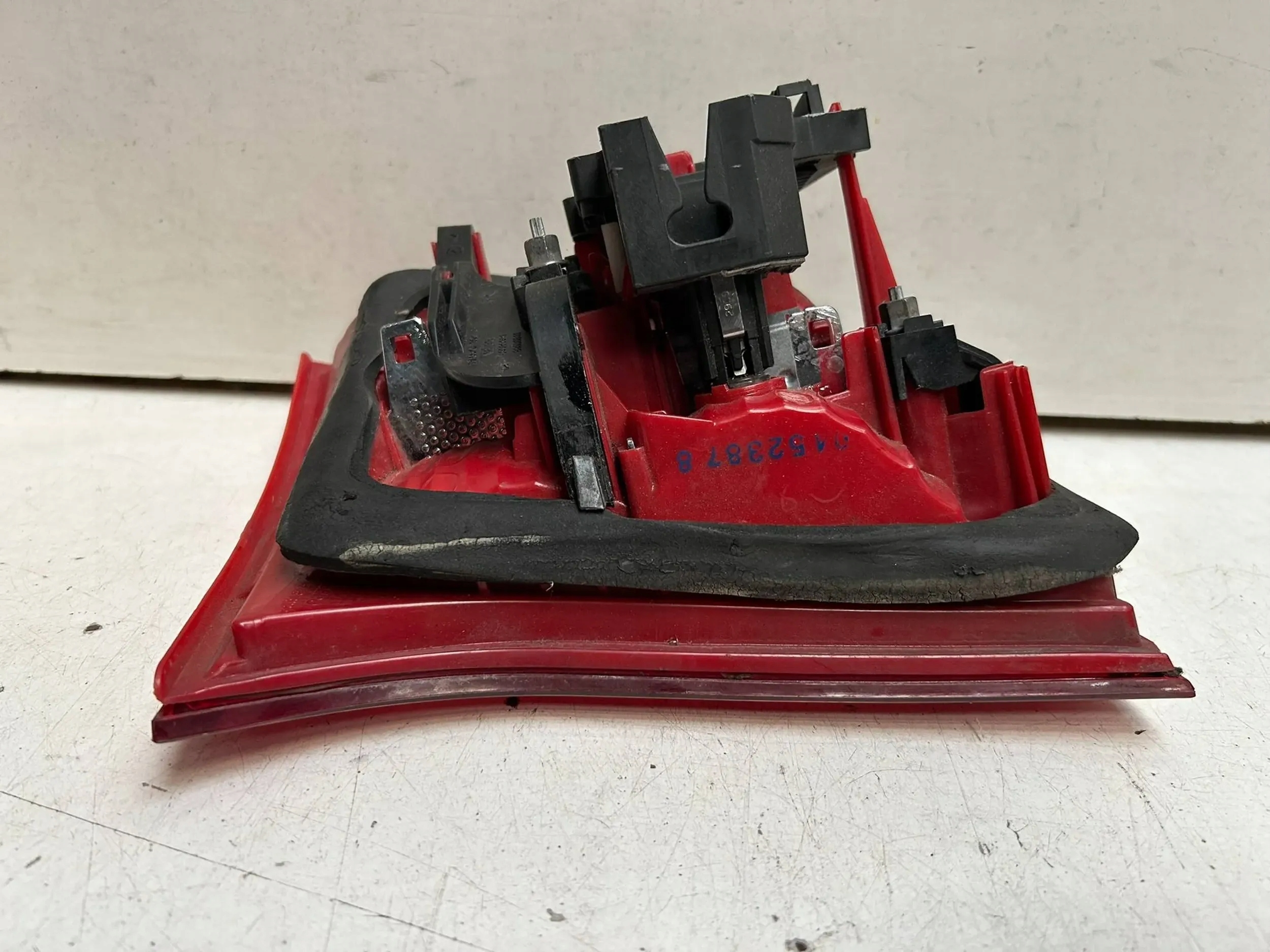 Lampa tył prawy Audi A6 S6 C6 4F 2006 Numer katalogowy części a6c6t