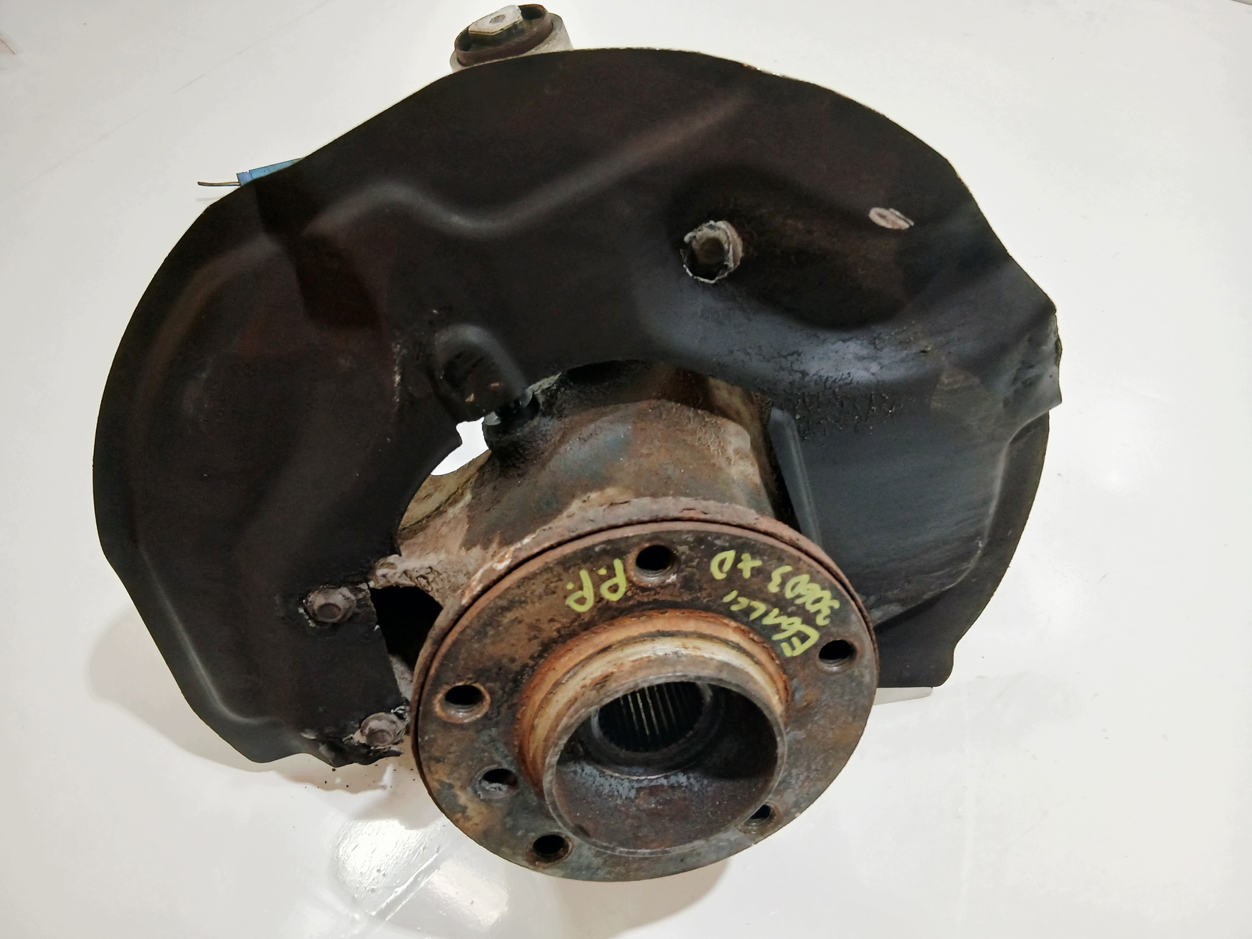 čepu otoč ramene pravý předek BMW E60 E61 306D3 X DRIVE OE (0000715)