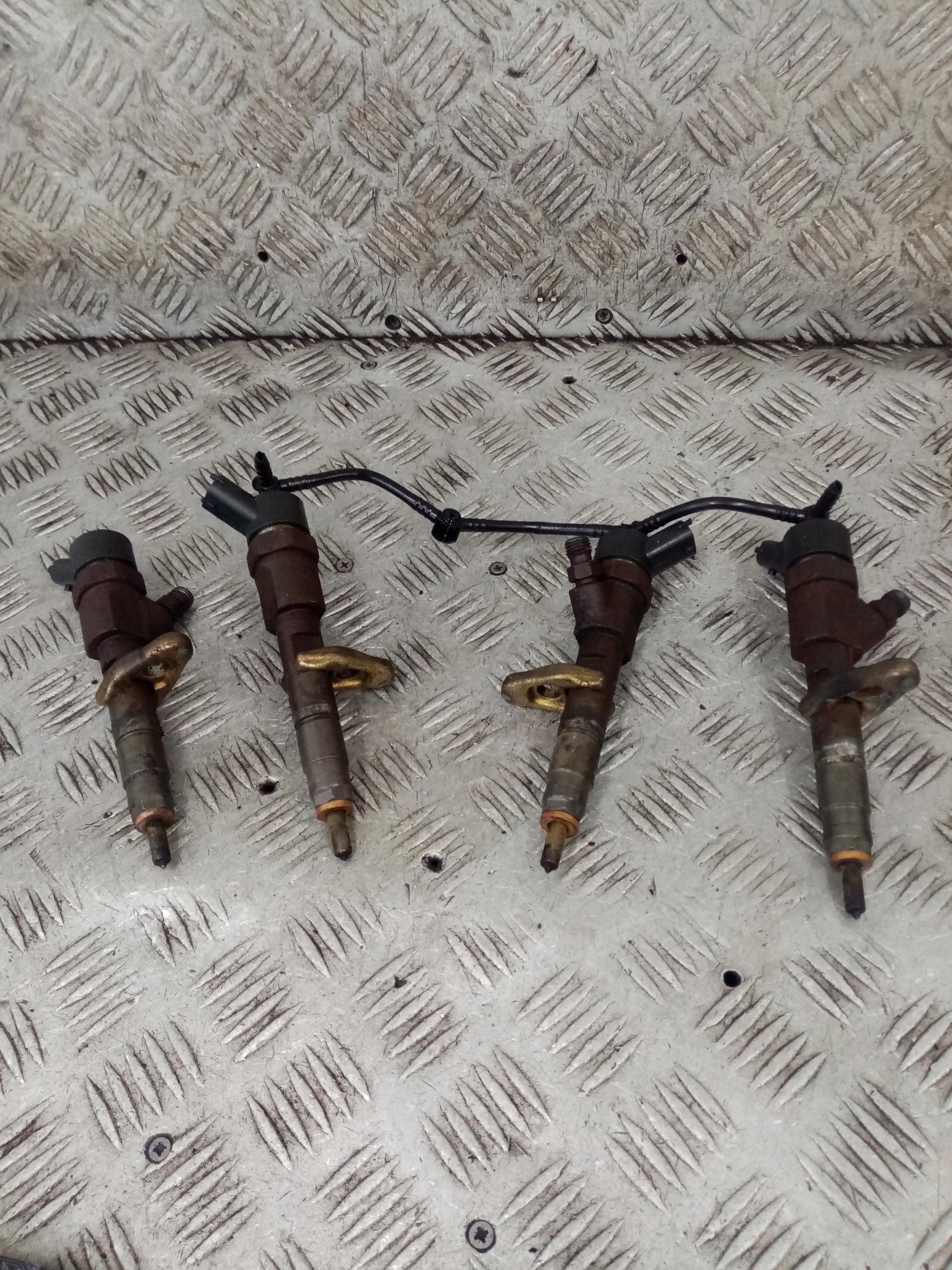 Einspritzdüse Einspritzdüse KOMPLET RENAULT MEGANE 2 1.9 DCI 8200100272