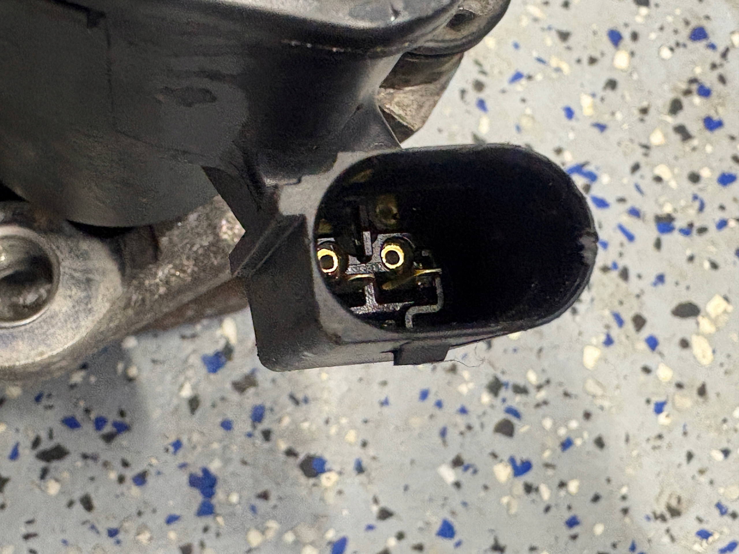 RENAULT AUSTRAL 1,2 E-TECH caliper brake left rear part 7E913D