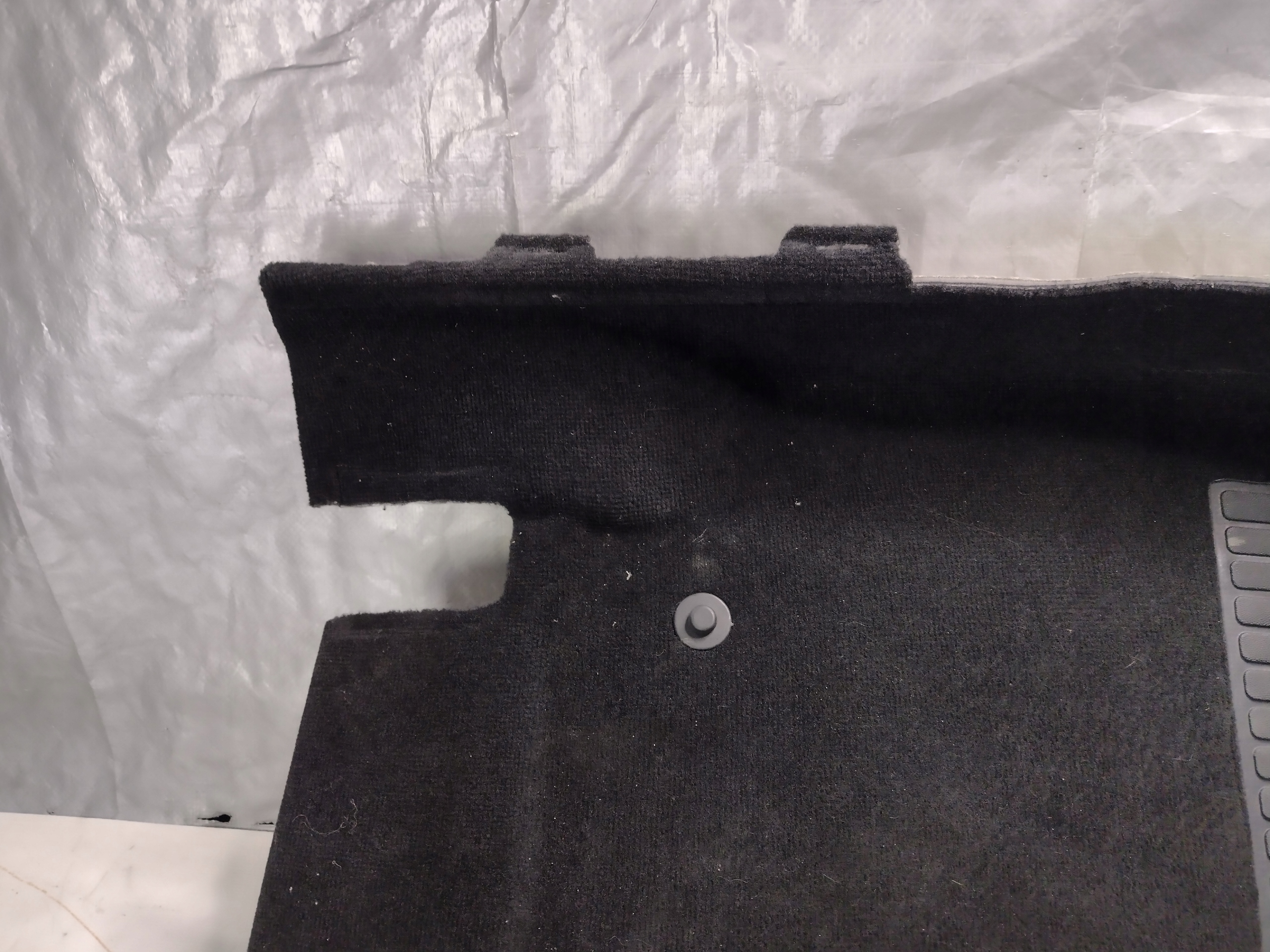 mats left front Mercedes W212 sedan A2126800540