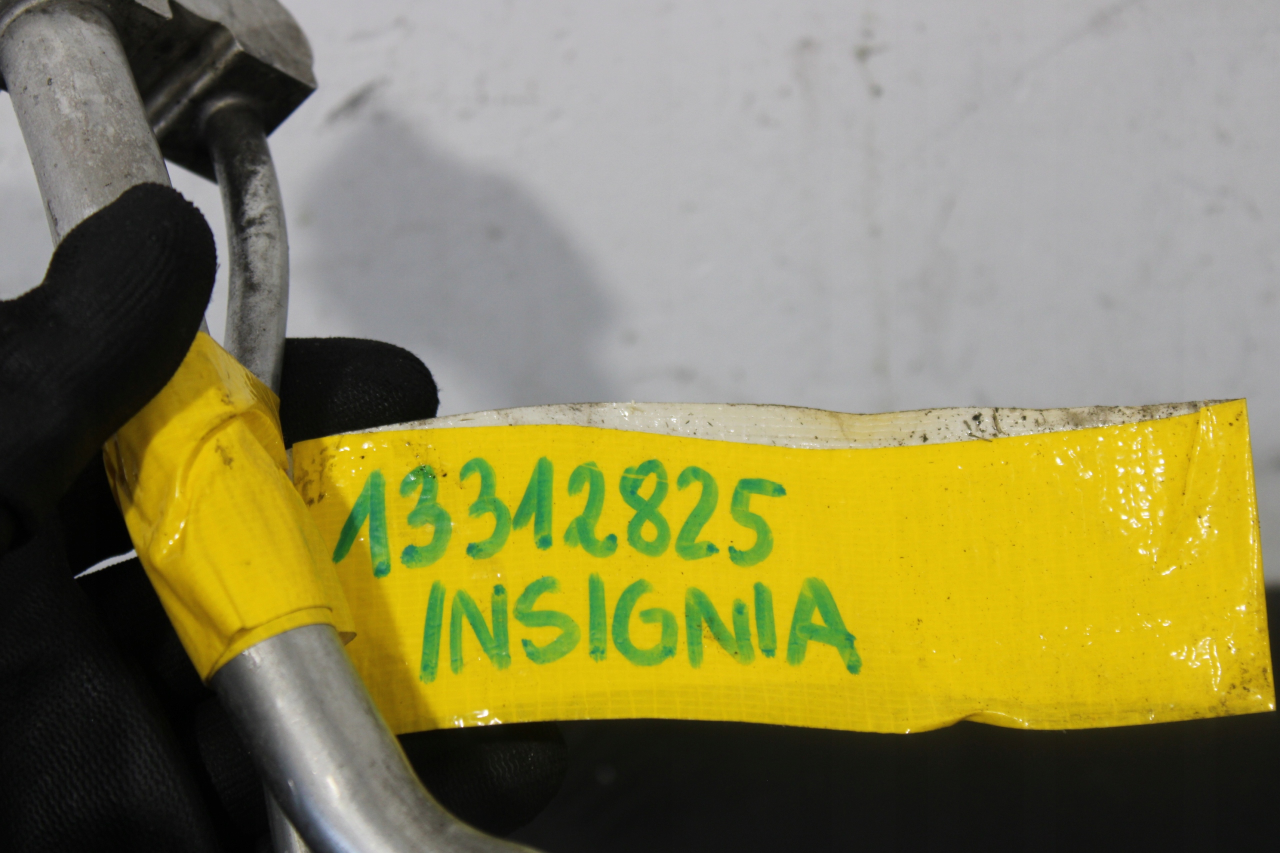 tömlö vezetö a klímának INSIGNIA A 13312825