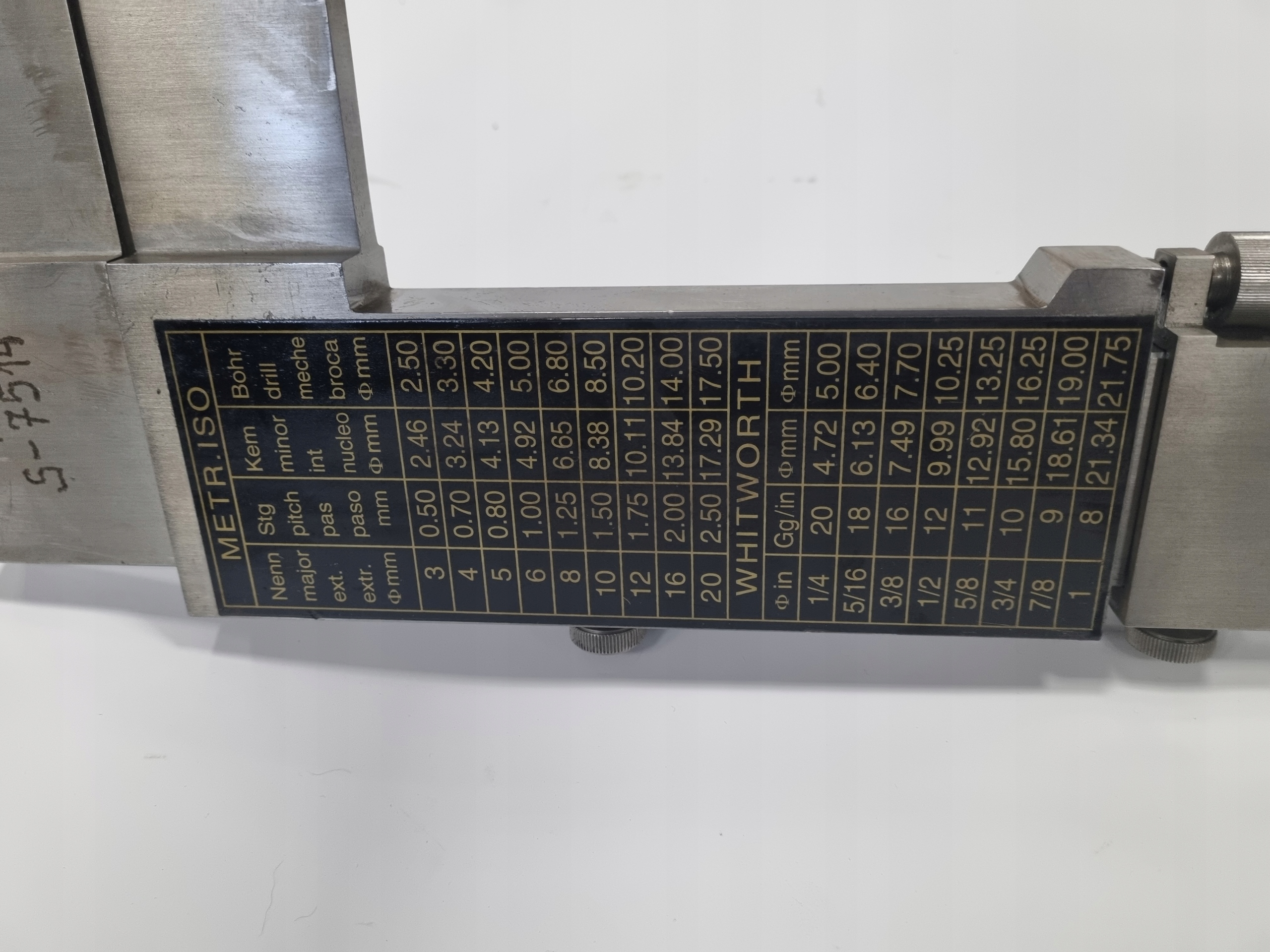 Suwmiarka 1000/300 matowa Rodzaj analogowa