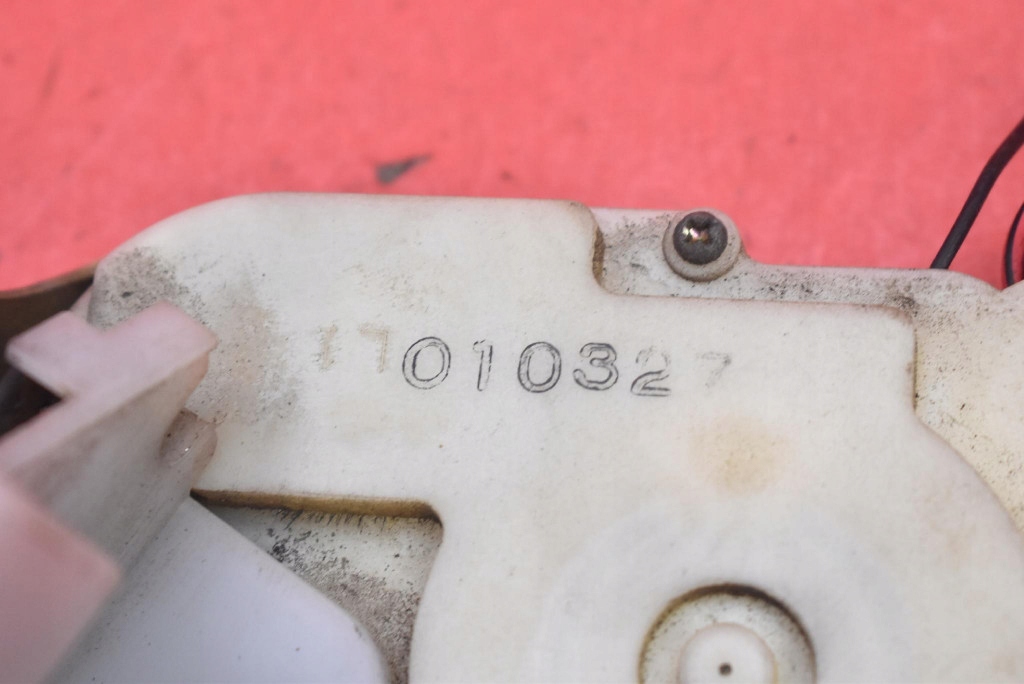 lock door left front front EU MAZDA MPV LW 99-03