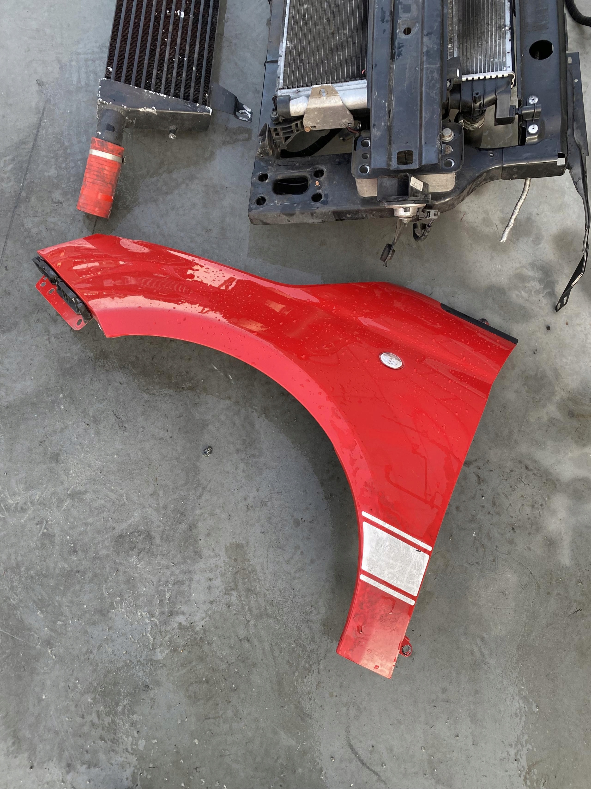 Fiat 500 Abarth lift 1.4T przód kpl zderzak maska Producent części Fiat OE