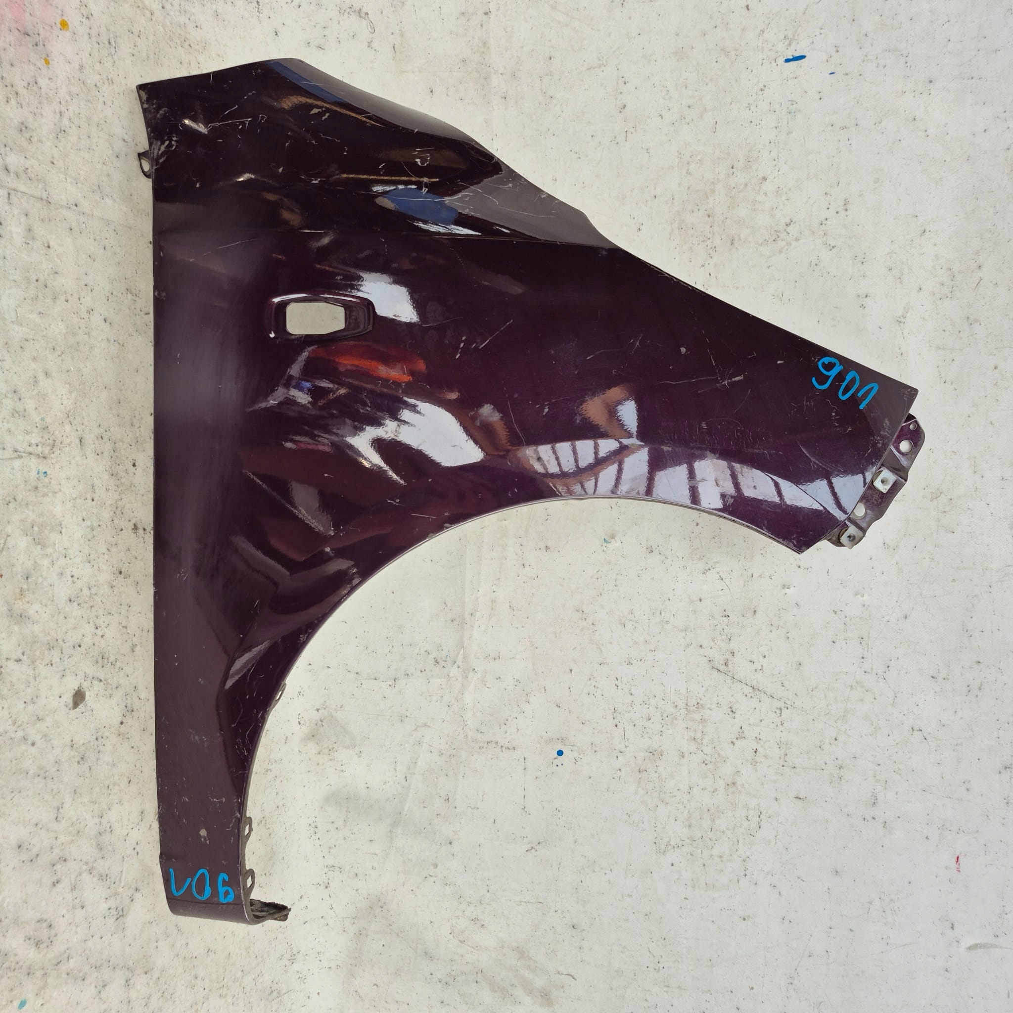 HYUNDAI I10 and 1 07-13 fender front front right