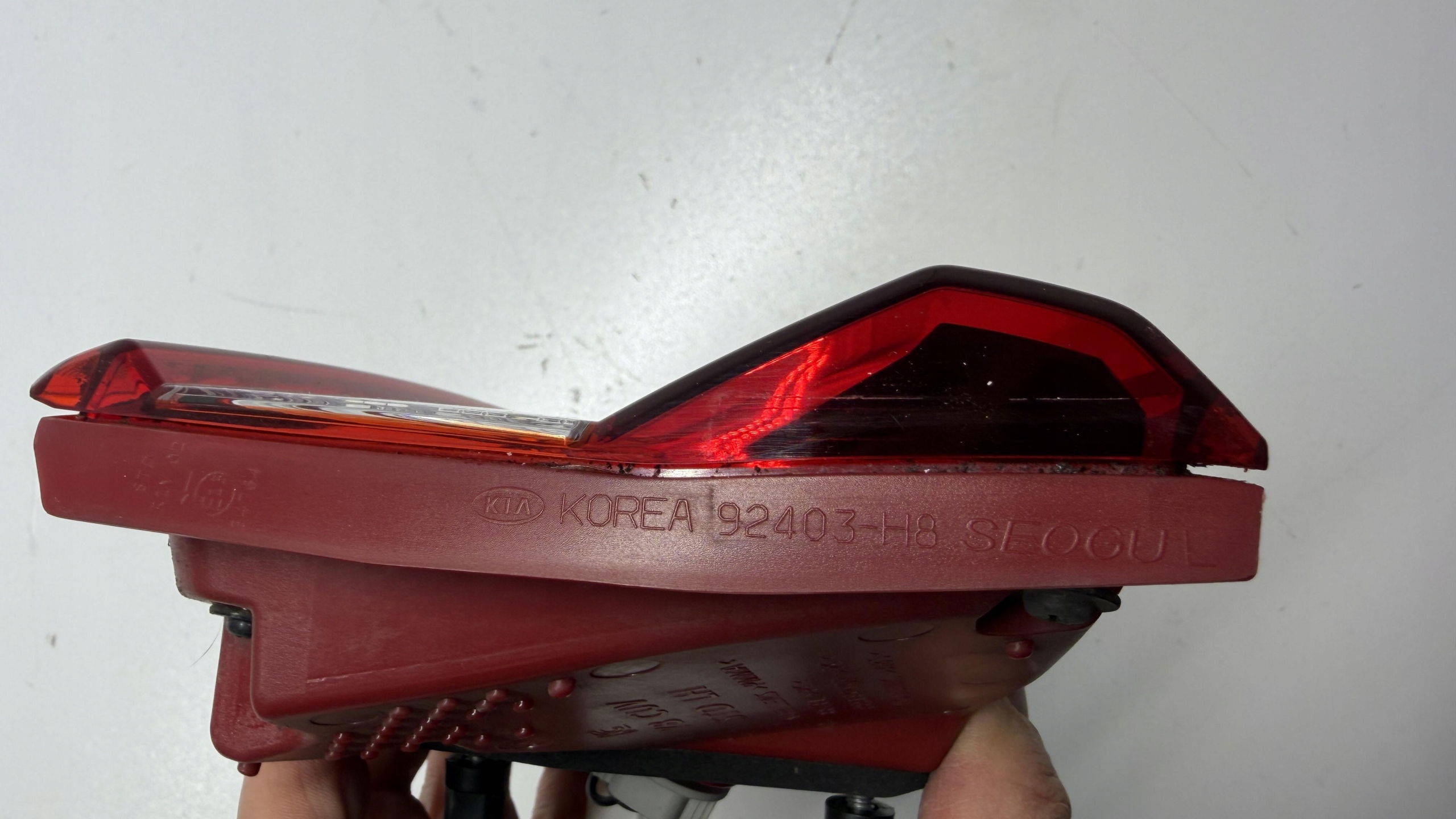 KIA STONIC light left left rear part rear to the bonnet 17-24