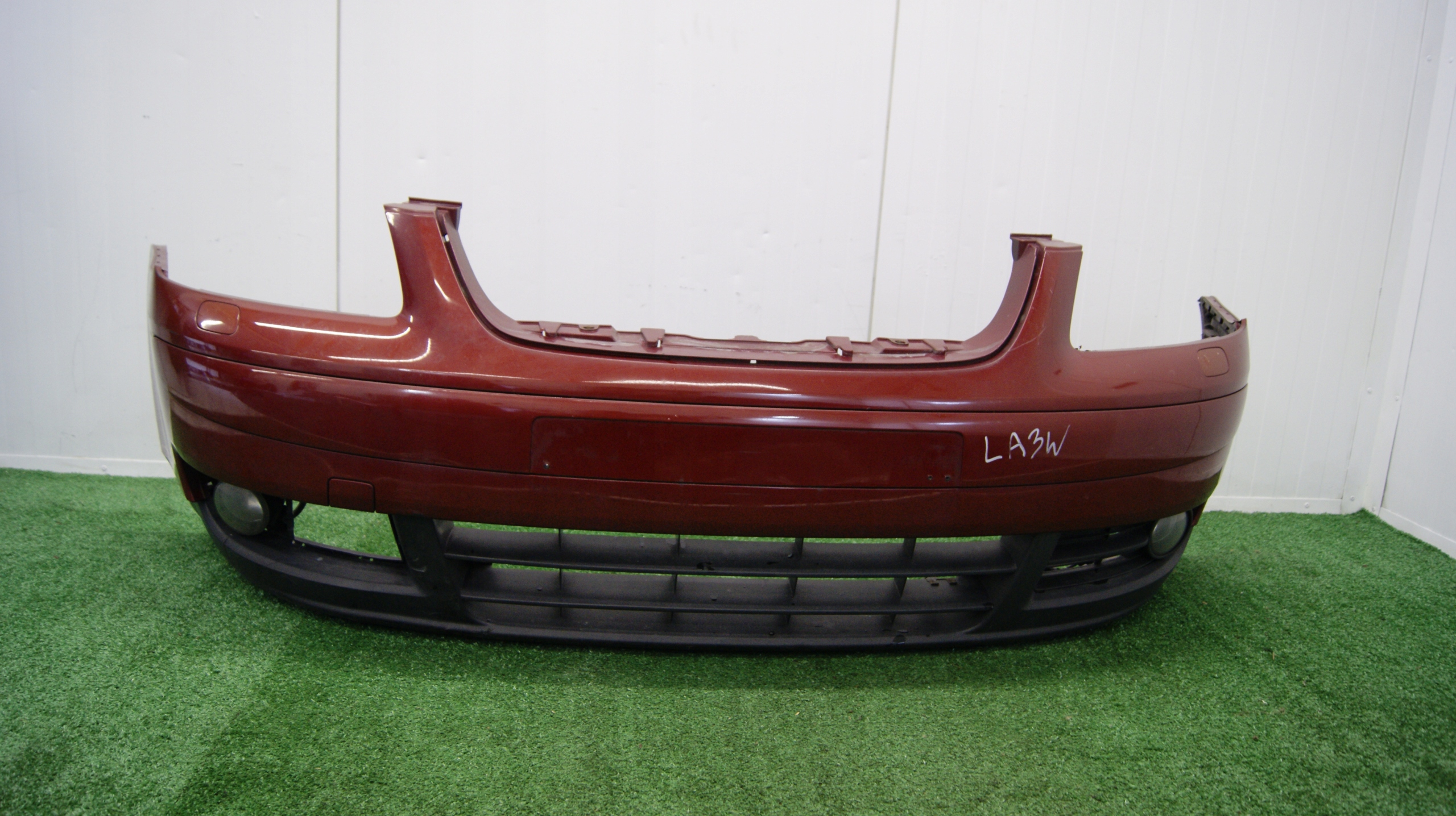 bumper front front VOLKSWAGEN TOURAN 1 KOD LAKIERU LA3W