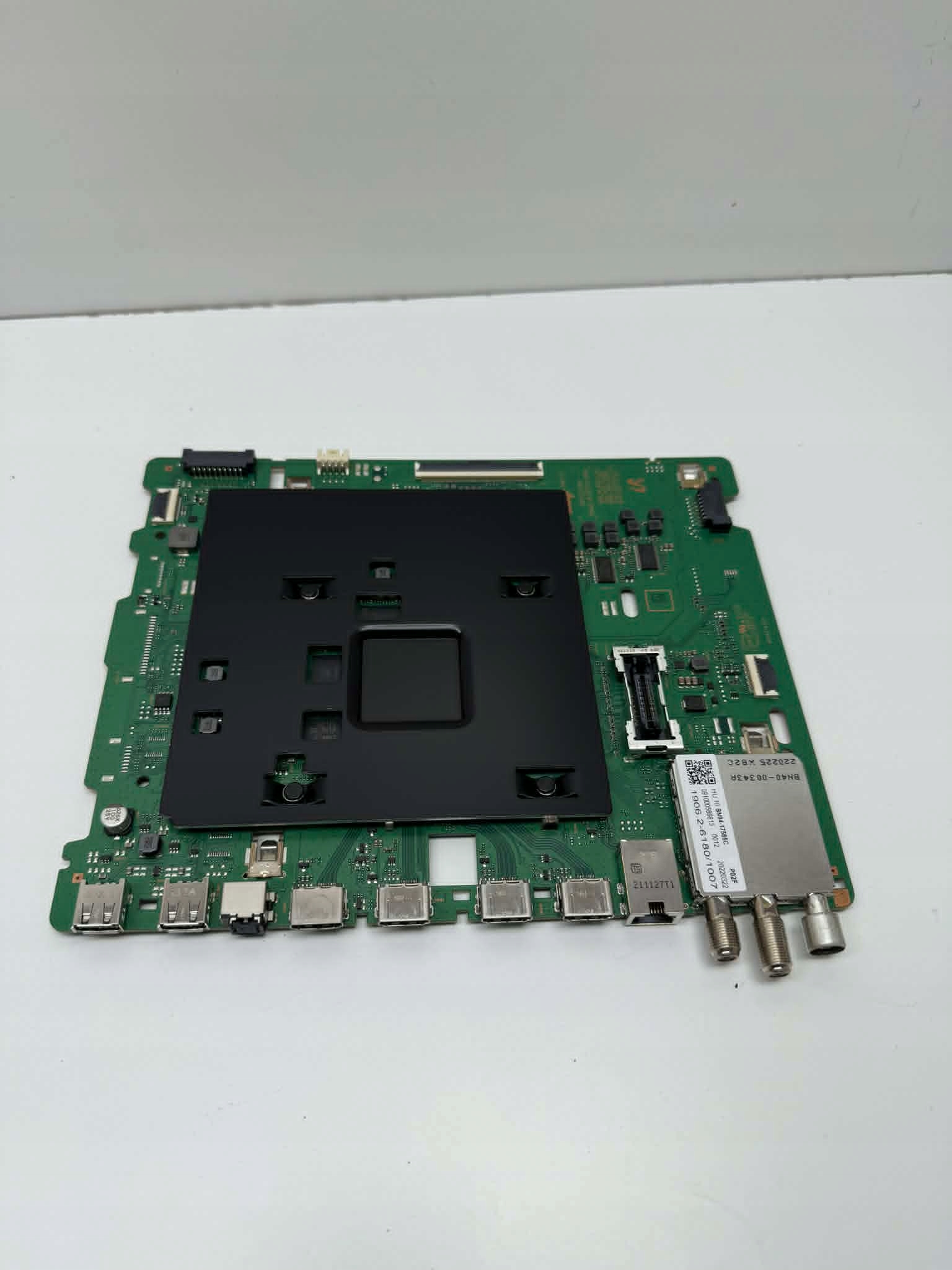 Samsung BN94-17585C hlavní deska plošných spojů (hlavní deska) pro televizor