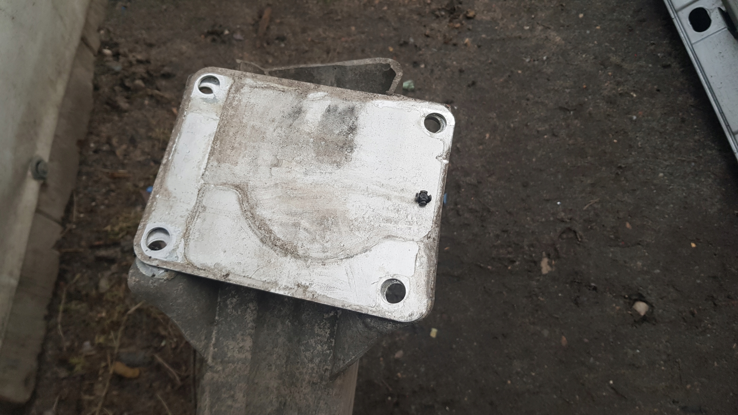 AUDI A8 D3 bumper support rear part pillar ABSORBER