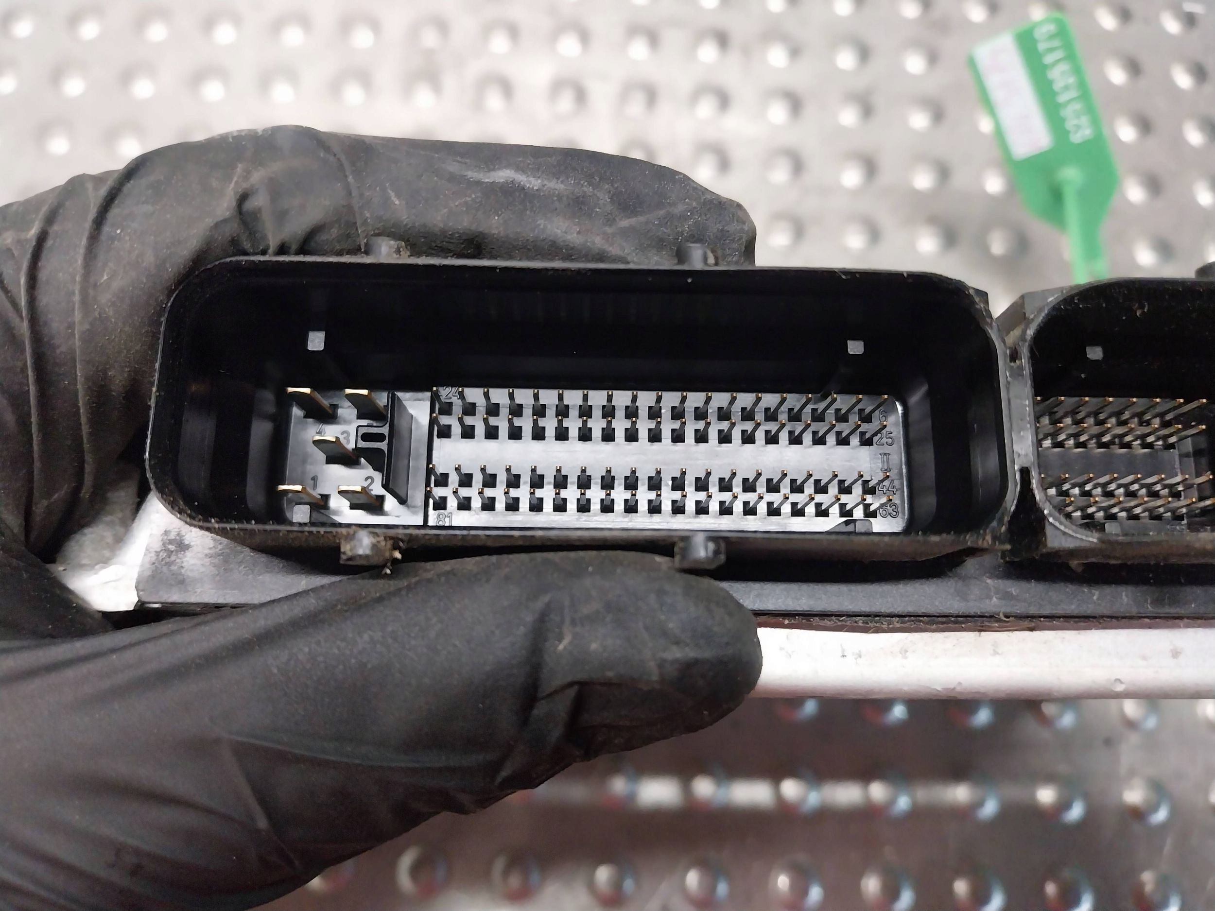 computer control unit of the engine 045906019CA 0281012195 VW POLO IV 1.4 TDI
