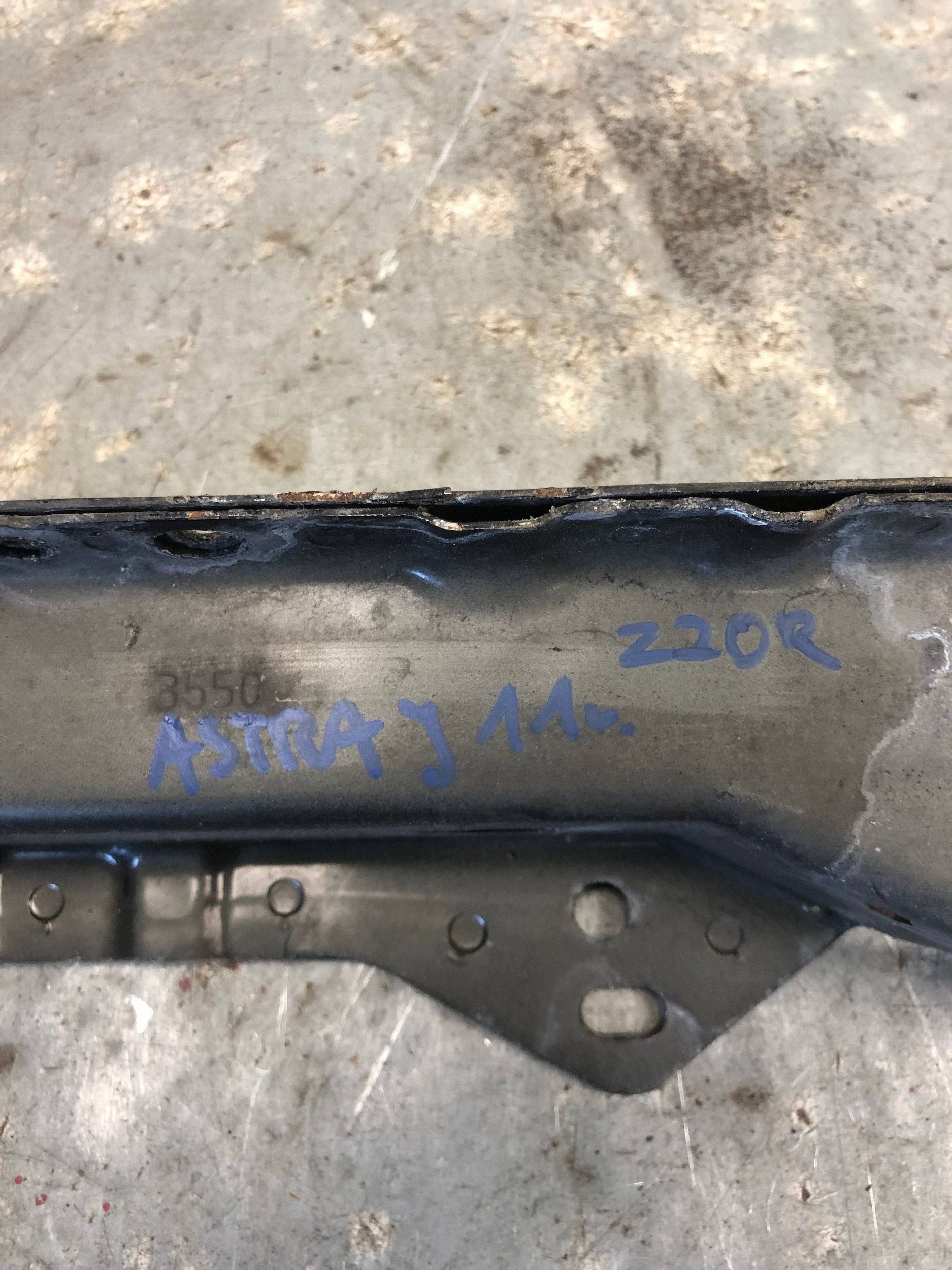console wall support radiator OPEL ASTRA J 13312474