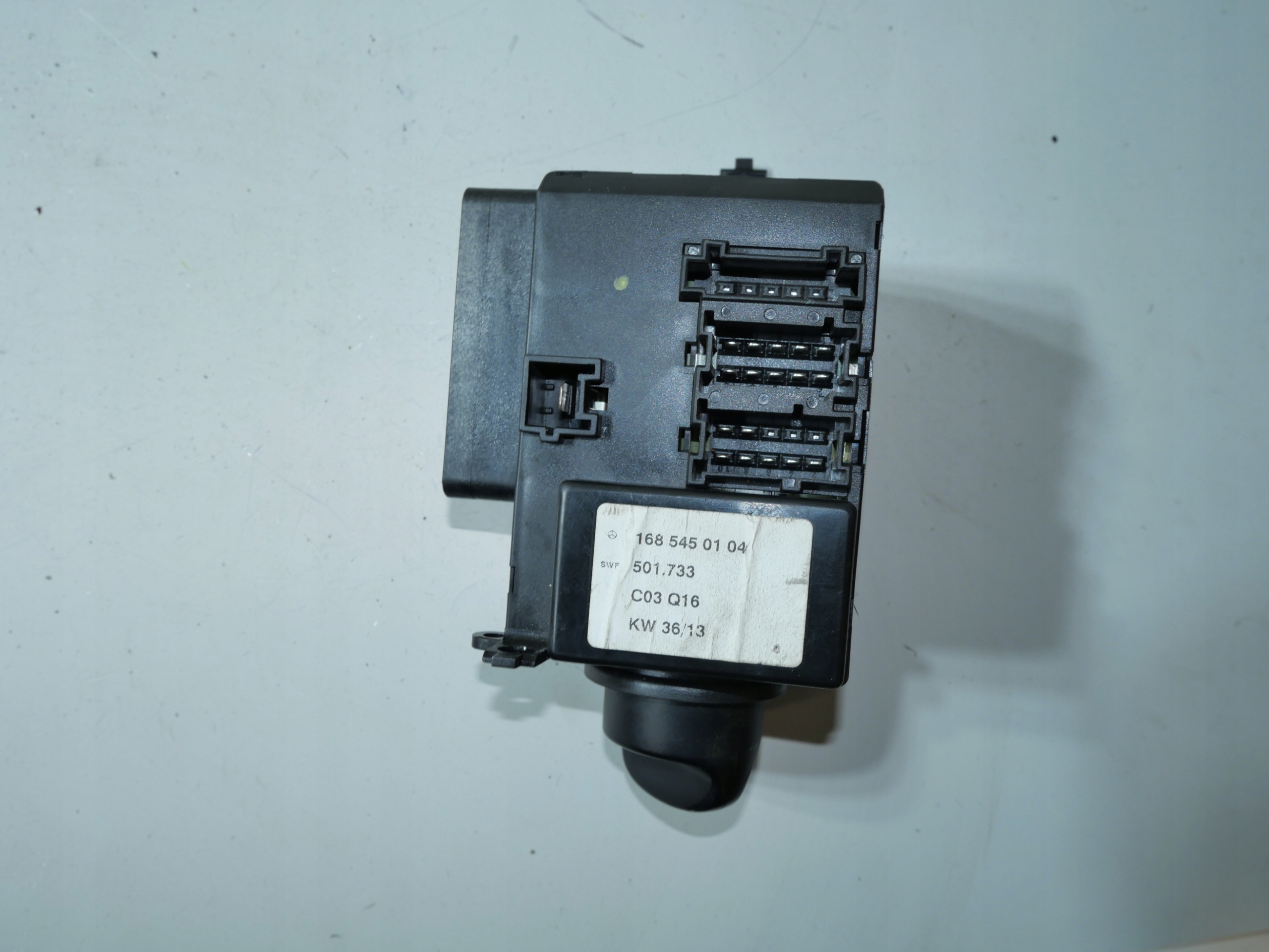 light switch MERCEDES A KLASA 1685450104