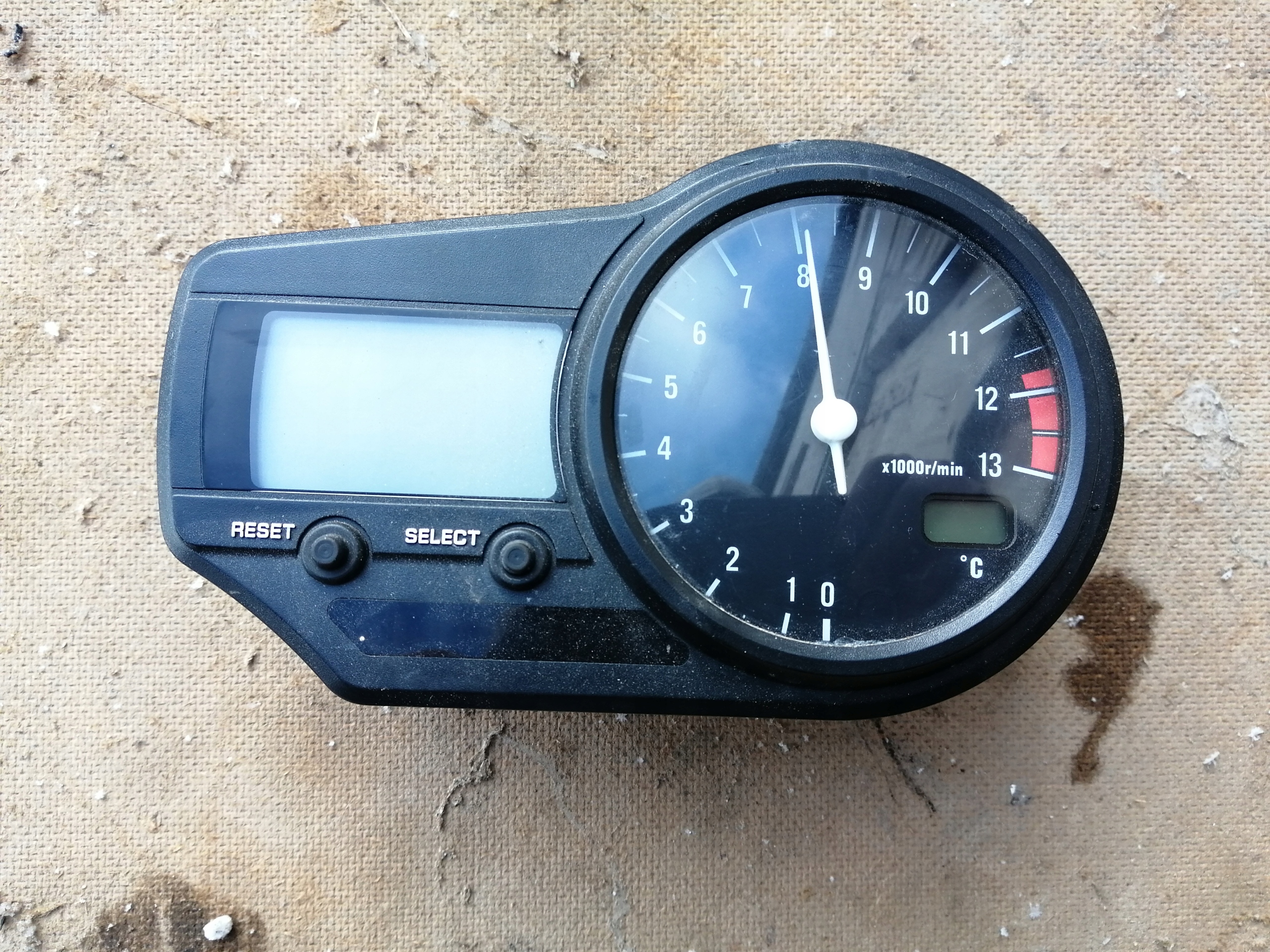 37234565432 - R1 rn01 rn04 лічильник годинник