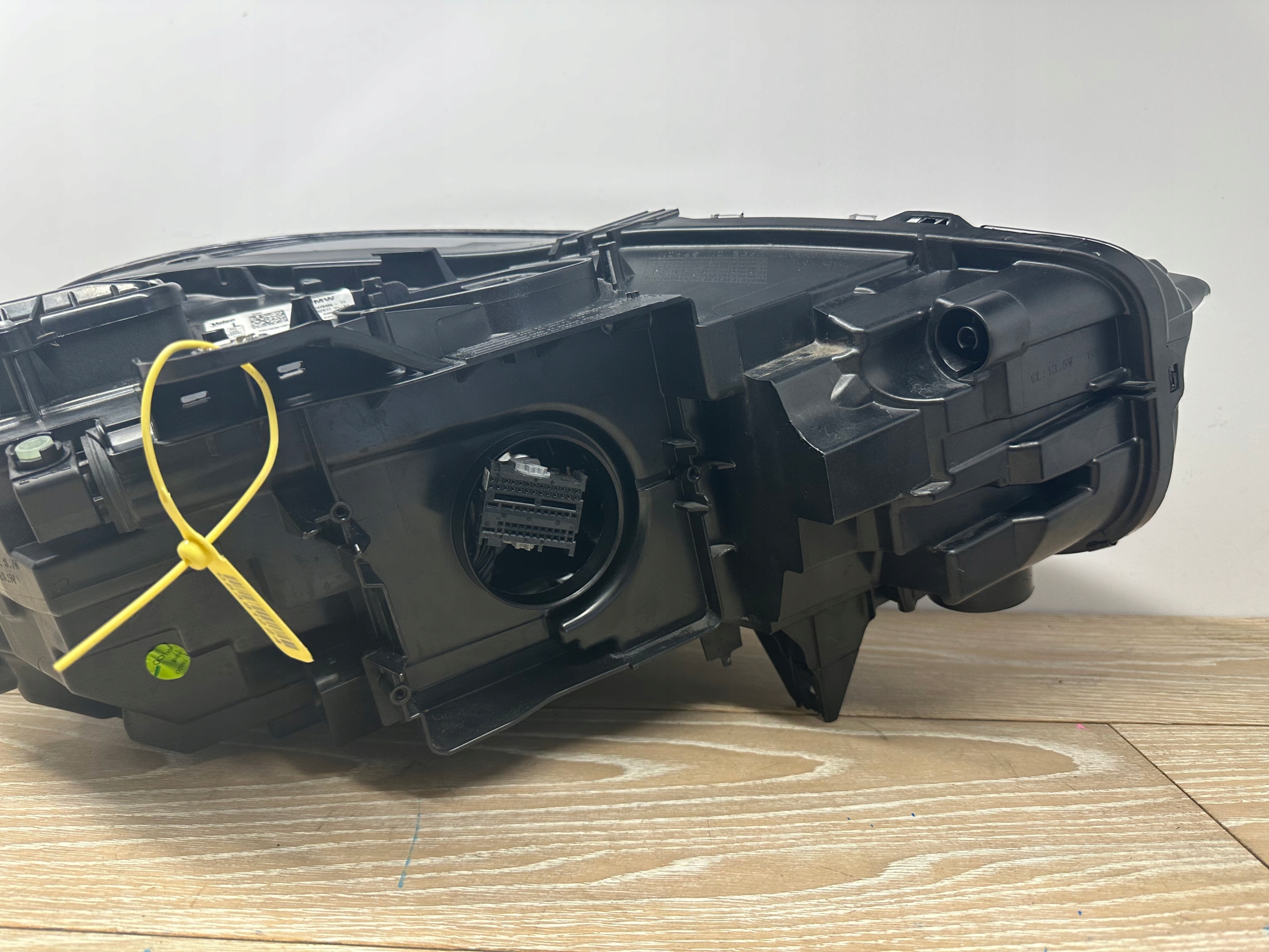light reflektor BMW F44 Gran Coupe 19-24r left front full LED Eu 9478455