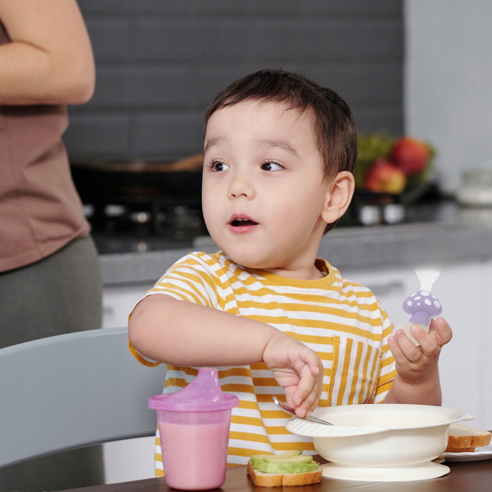 WIDELEC I ŁYŻKA DLA DZIECI MODEL OWOCÓW KRÓTKA UCHWYT Liczba elementów w zestawie 0 szt.