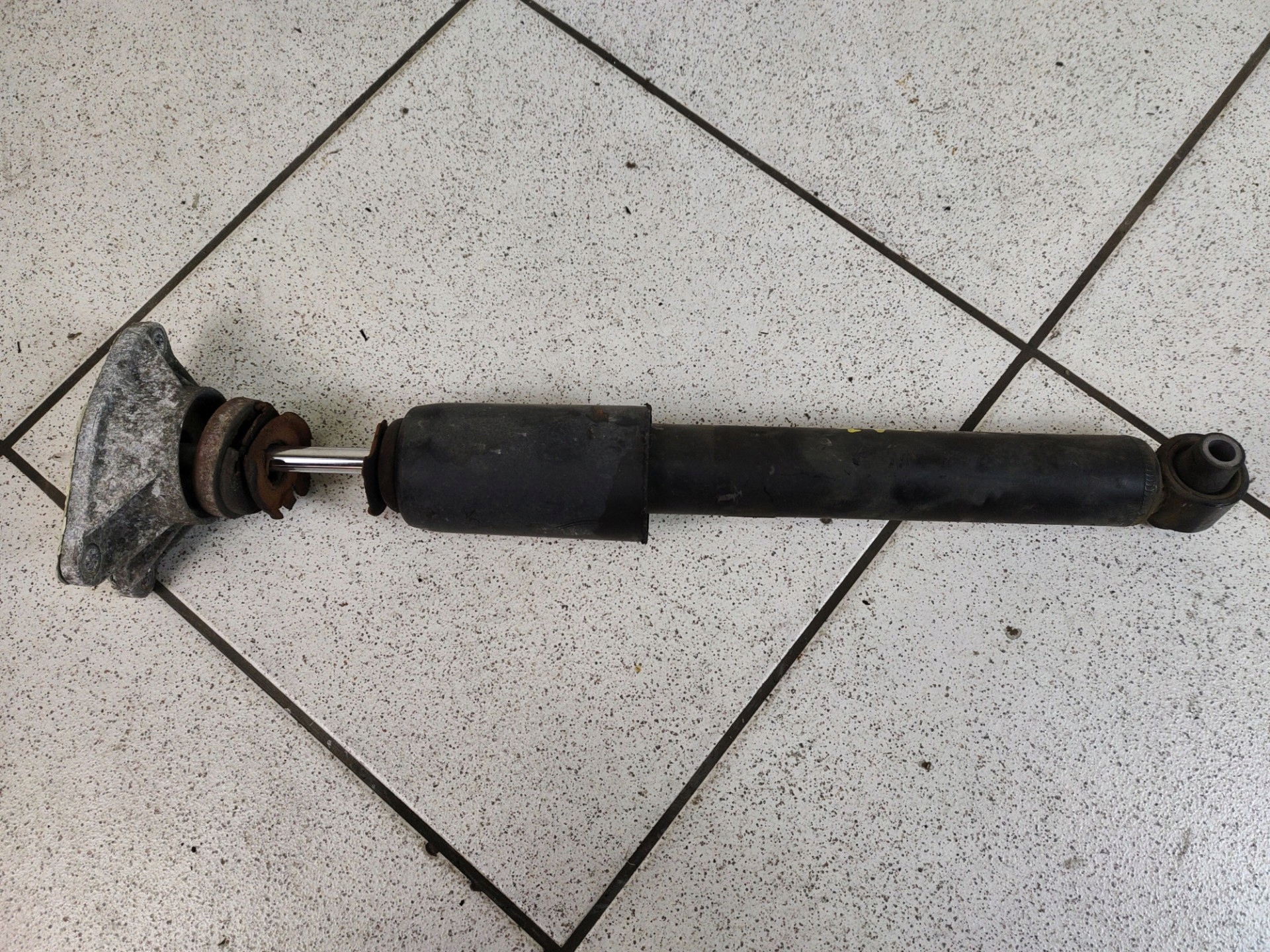 Stoßdämpfer heck BMW 3 F30 2014 05686272501