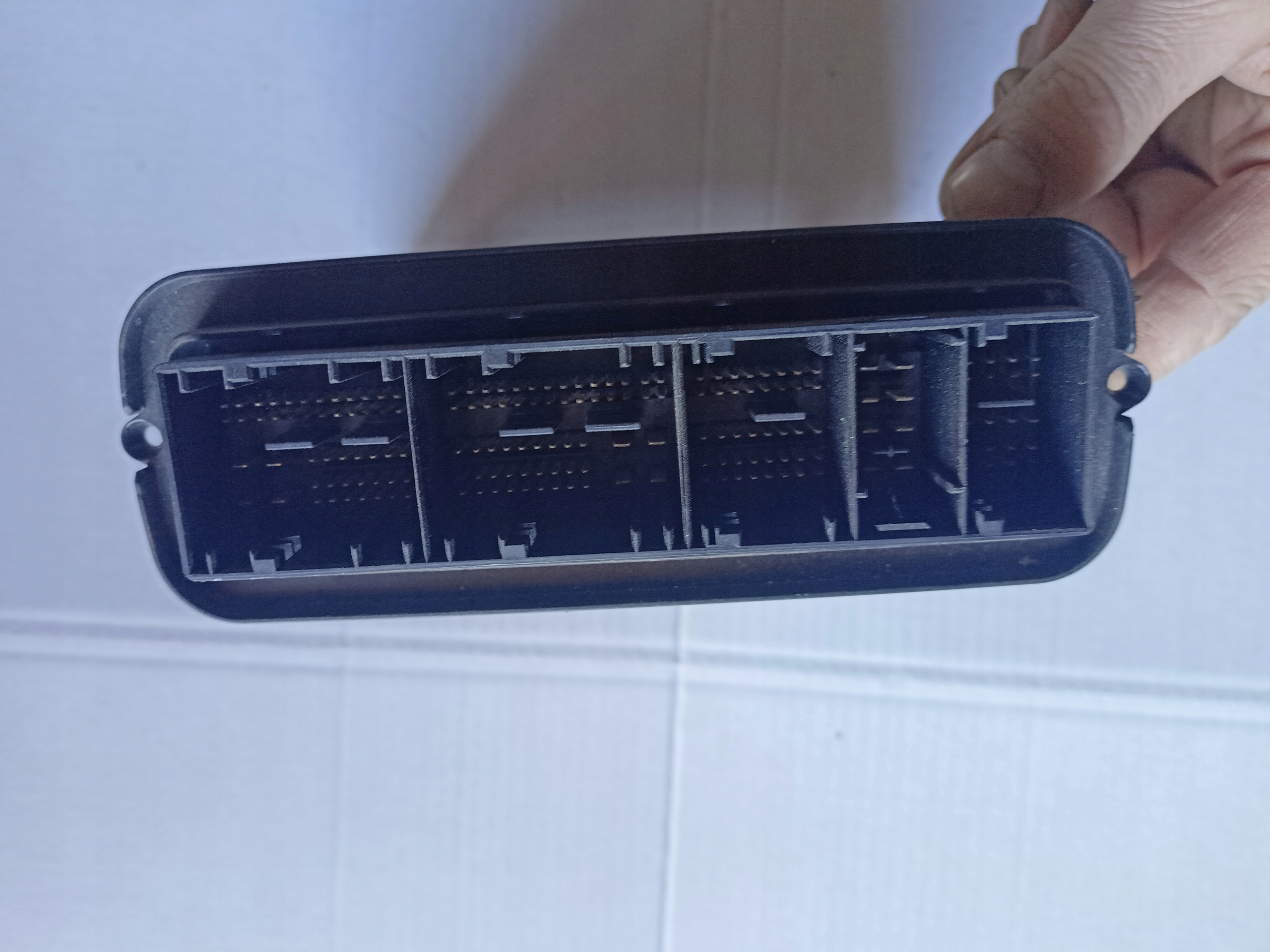 Computer BMW E90 E91 2.0D 8510829 Bedienteil 0281017024