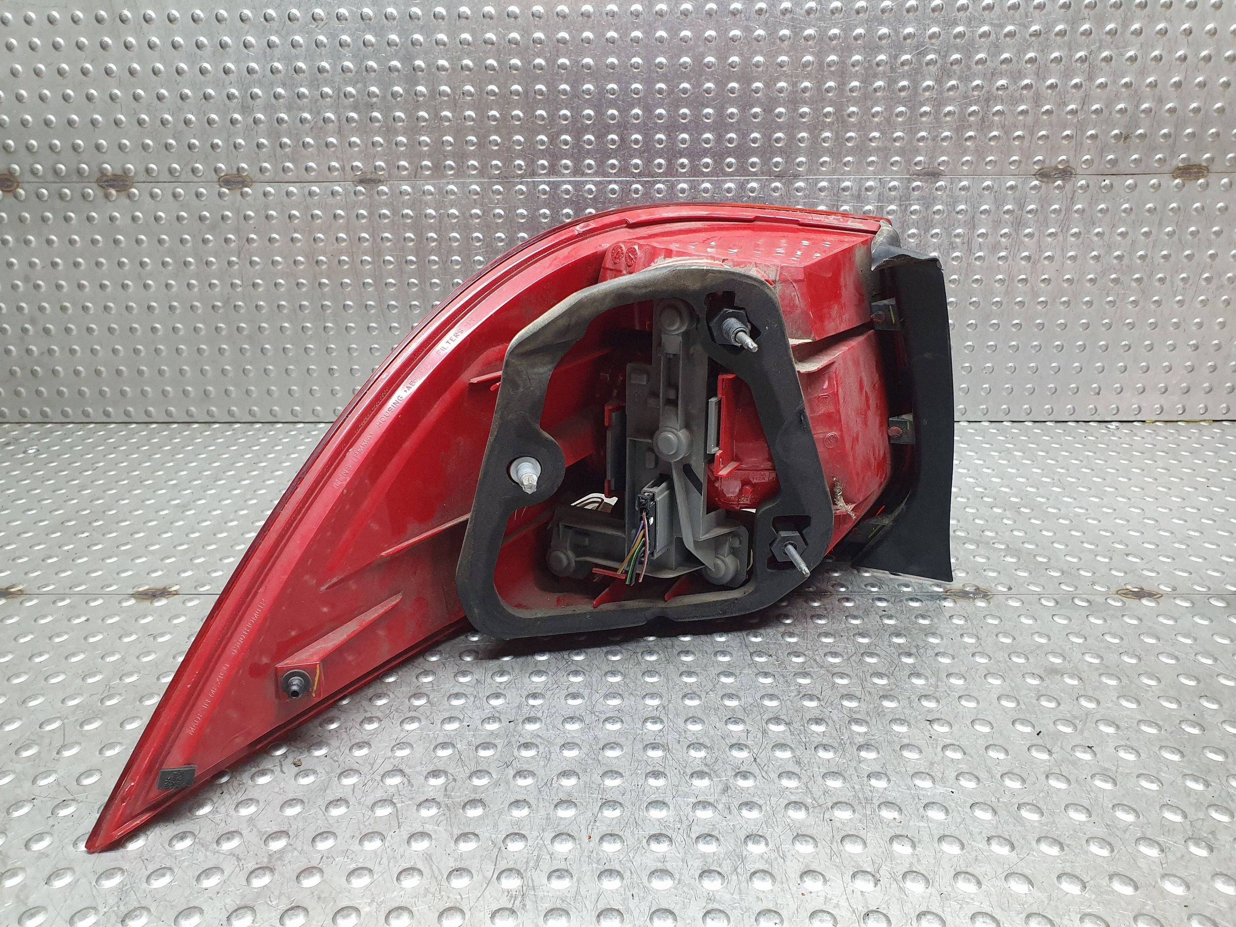 light right rear part 1K9945096A 1K9945112A VW GOLF V KOMBI