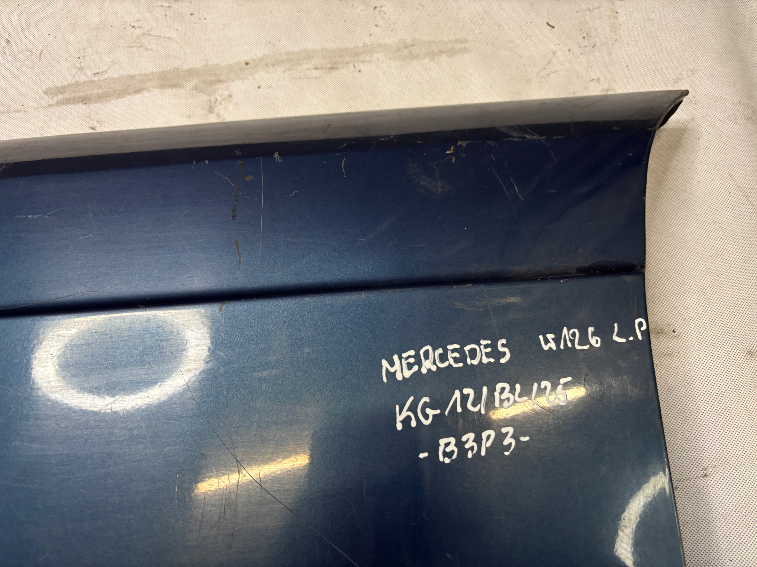 fender left front Mercedes S W126