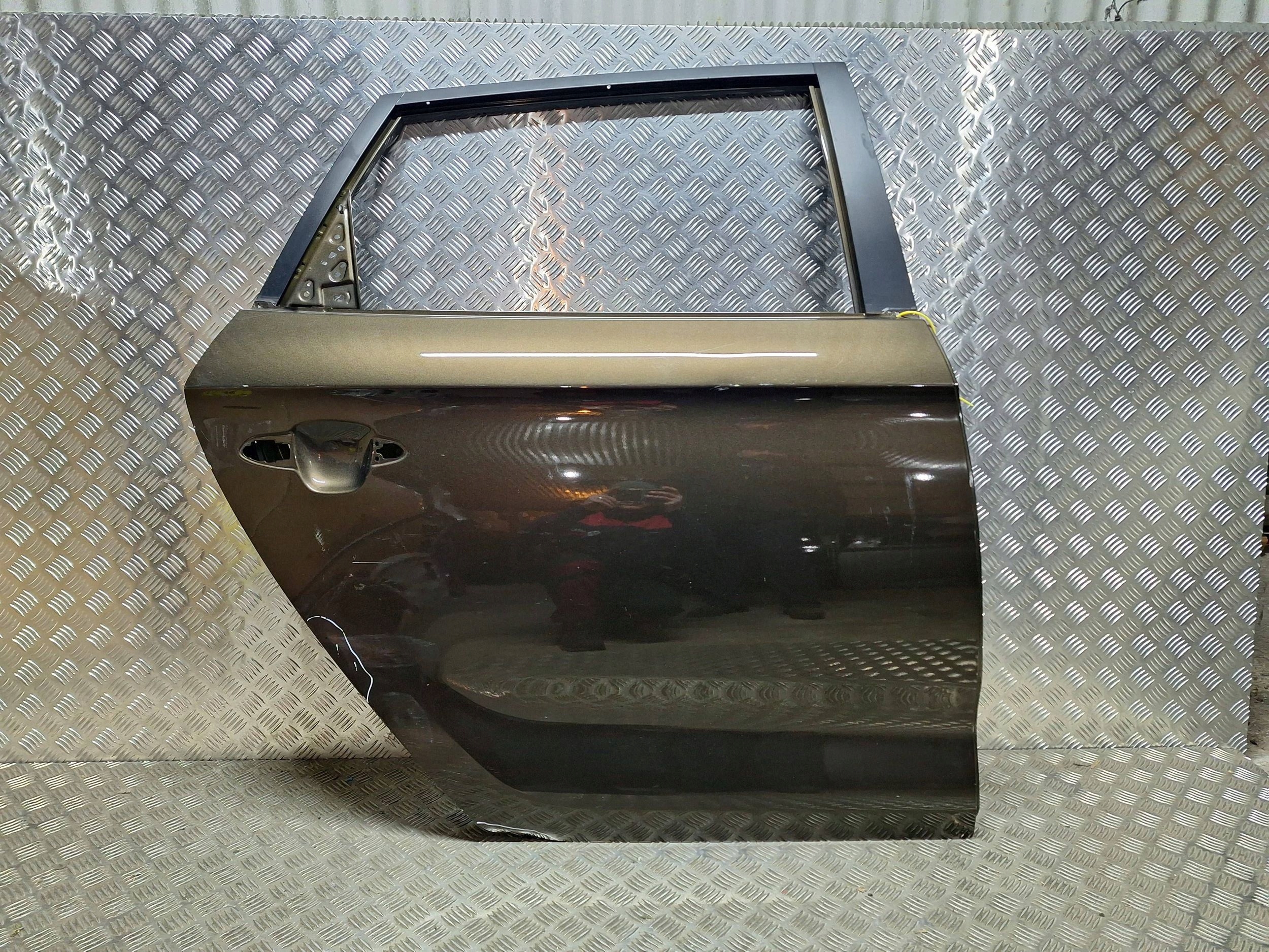 Tür heck hinten rechts KIA CARENS IV 13-19