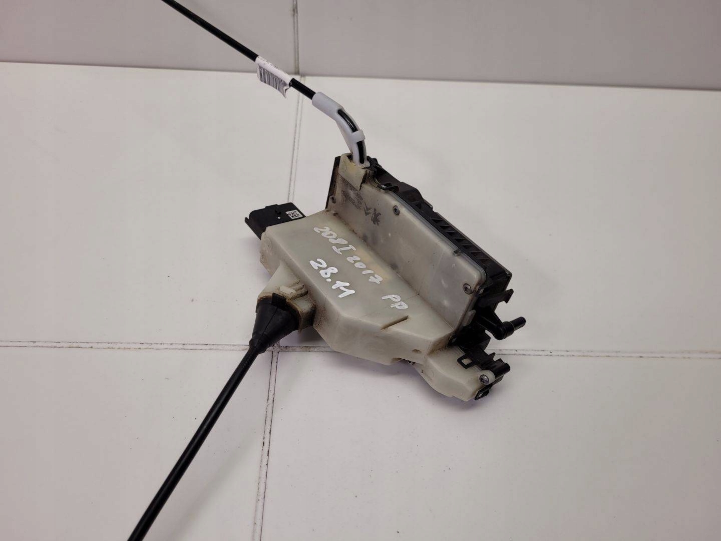 lock door front right side Peugeot 208 2015 98125007B0
