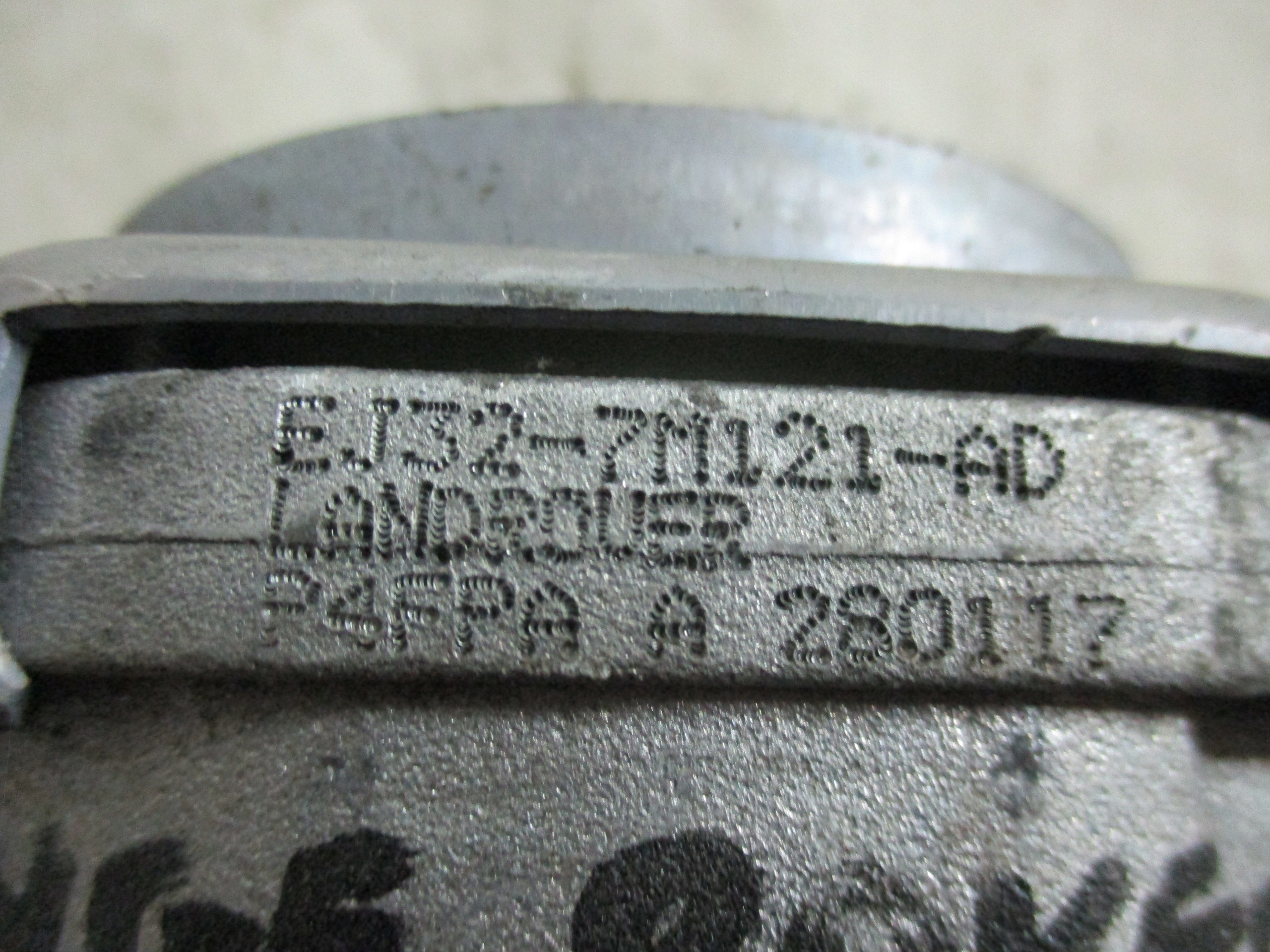 подушка Двигателя Range Rover Evoque 2,0 EJ32-7M121-AD