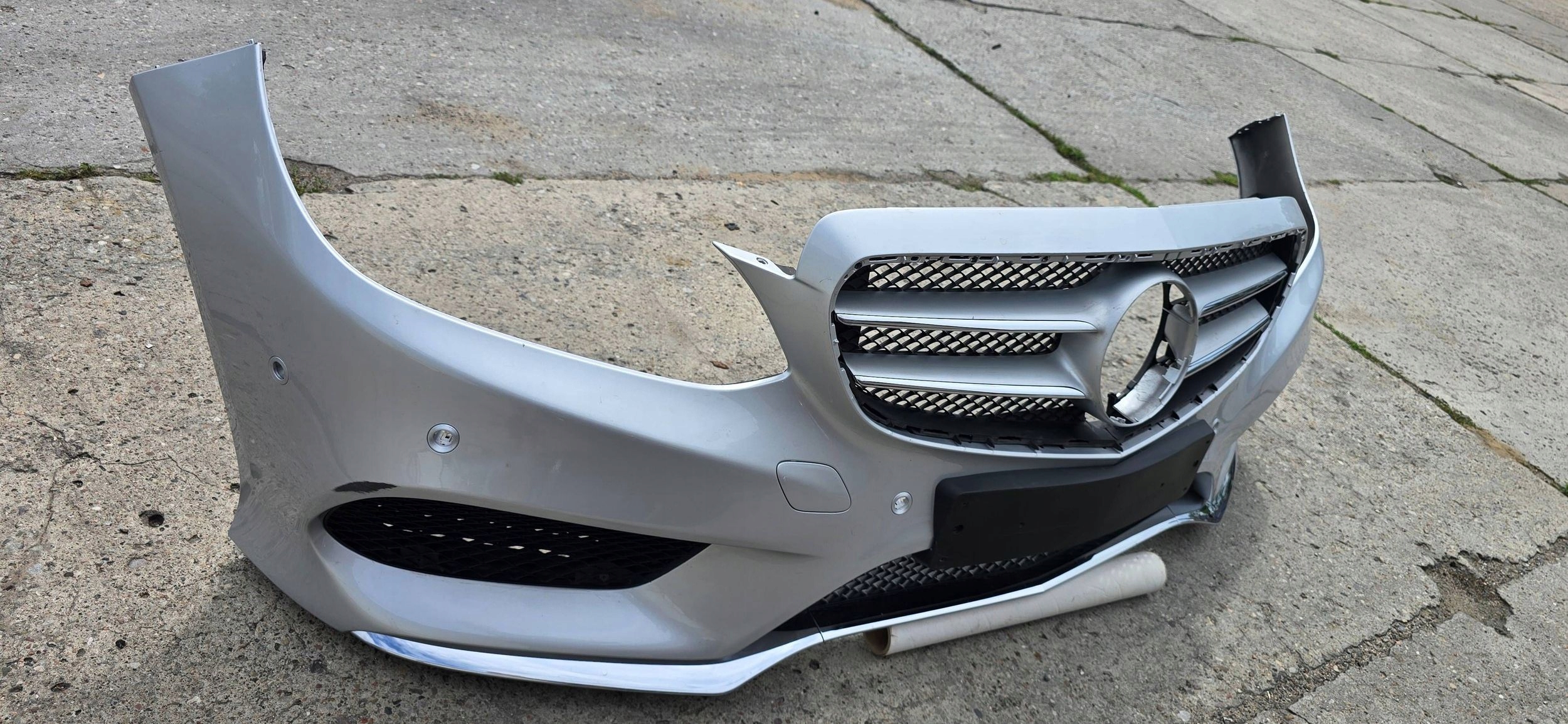 Mercedes-Benz E W212 předek nárazník přední