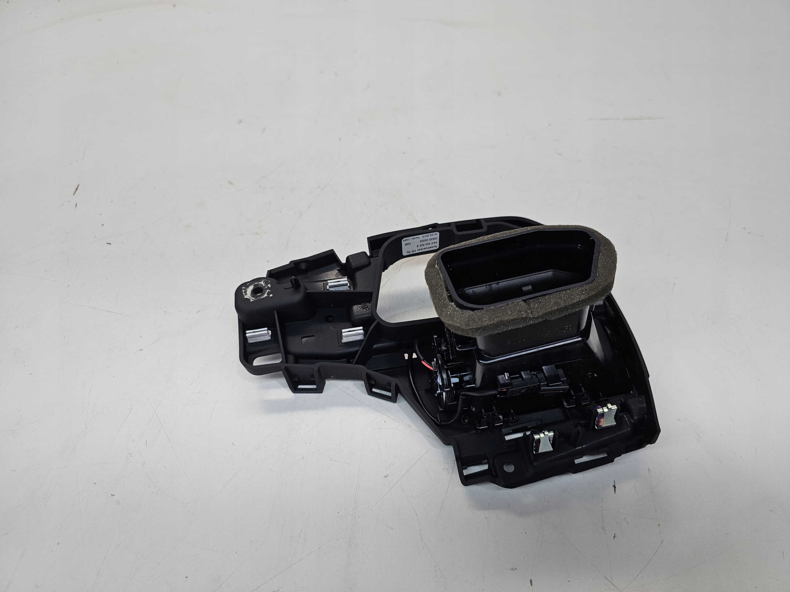 grid air conditioning devices right AUDI A4 B9 8W2820902B UK!