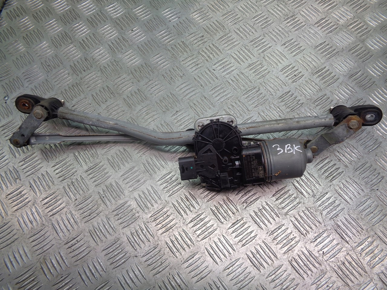 Mazda 3 2005 щетки стеклоочистителя. стеклоочистителя мазда 3.